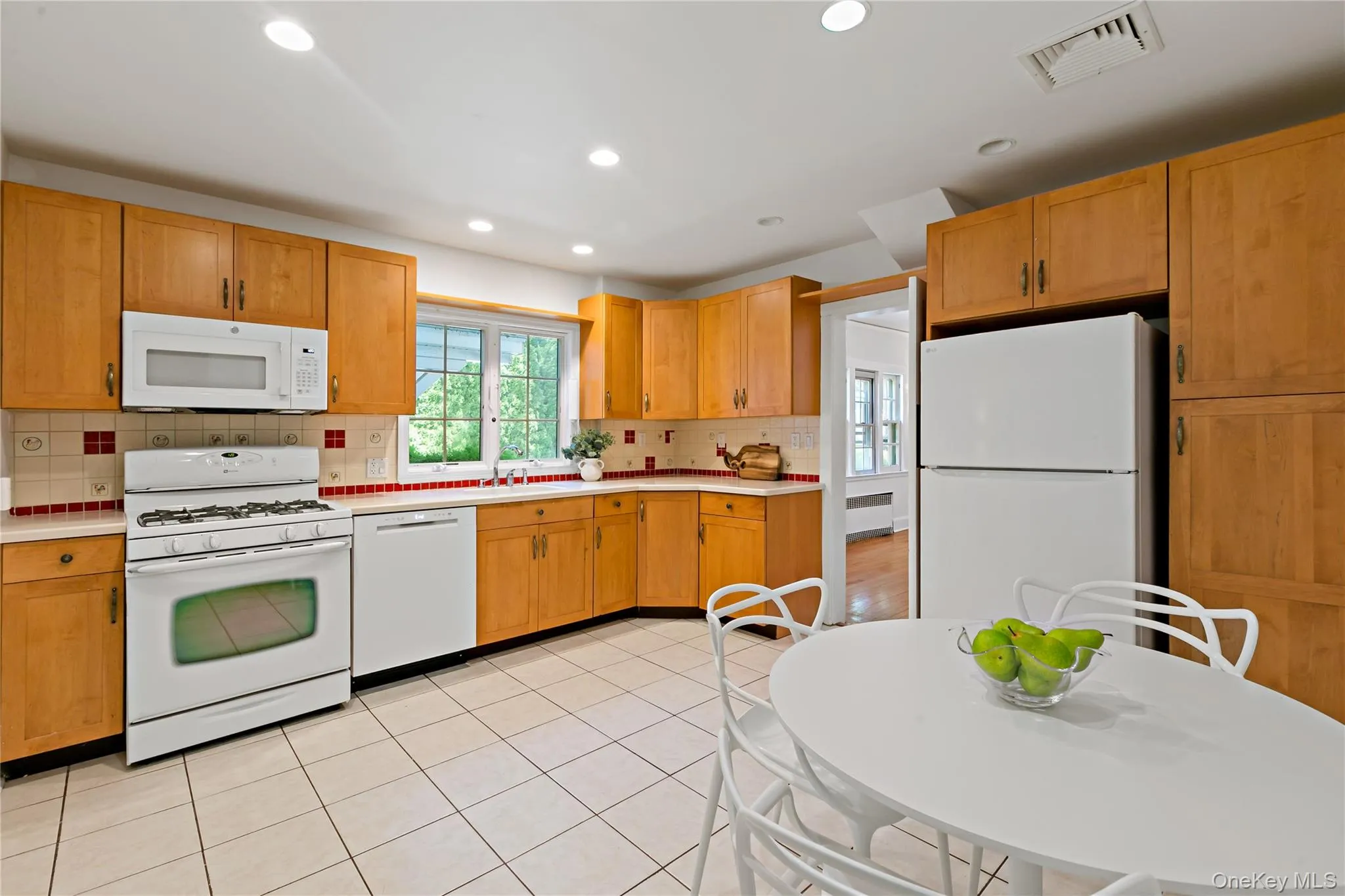241 Madison Road, Scarsdale, NY, 6 Bedrooms Bedrooms, 12 Rooms Rooms,3 BathroomsBathrooms,Residential,For Rent,Madison,0,1019027 241 Madison Road, Scarsdale, NY, 6 Bedrooms Bedrooms, 12 Rooms Rooms,3 BathroomsBathrooms,Residential,For Rent,Madison,0,1019027