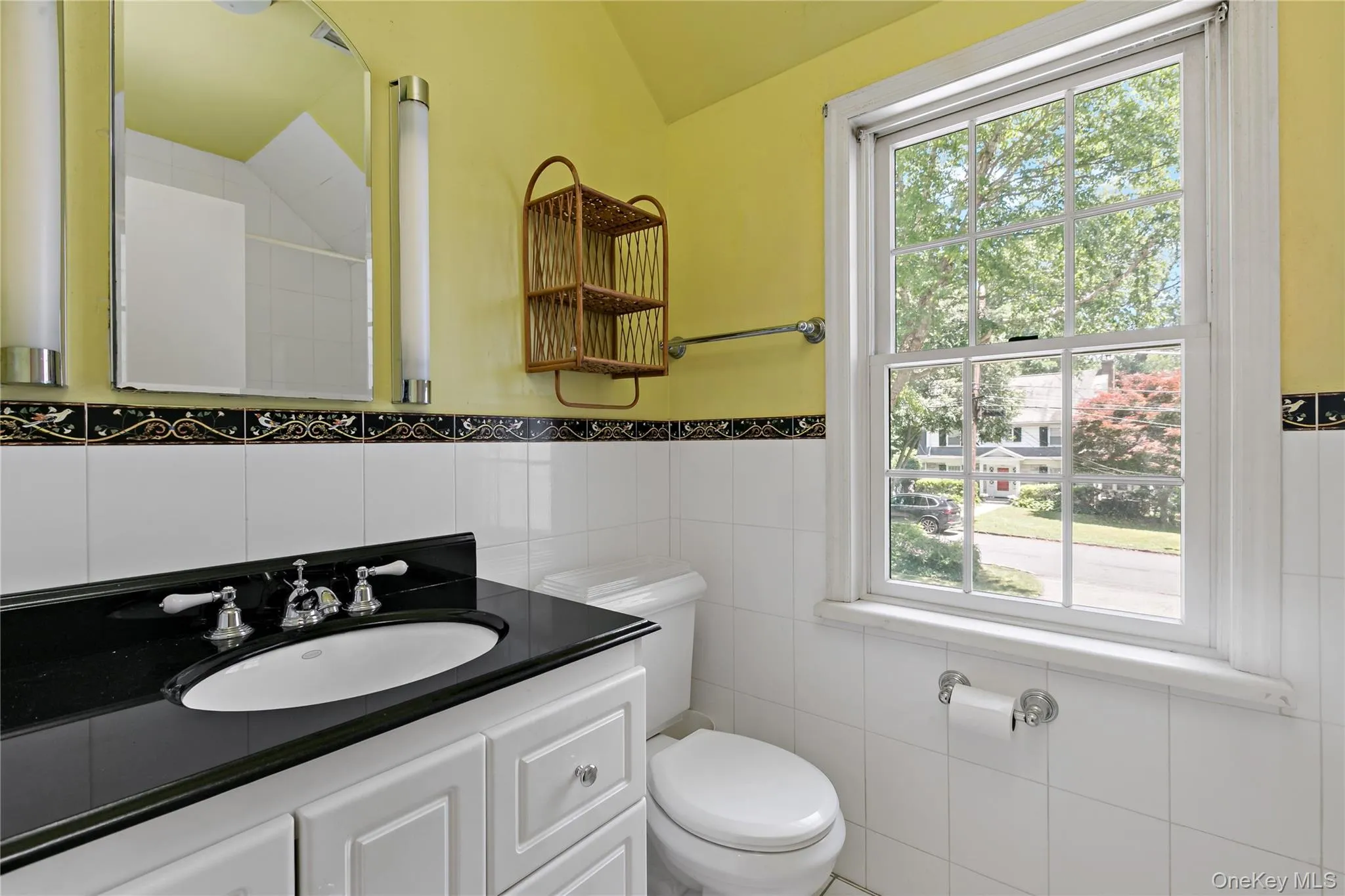 Hall Bath off back stairs Hall Bath off back stairs
