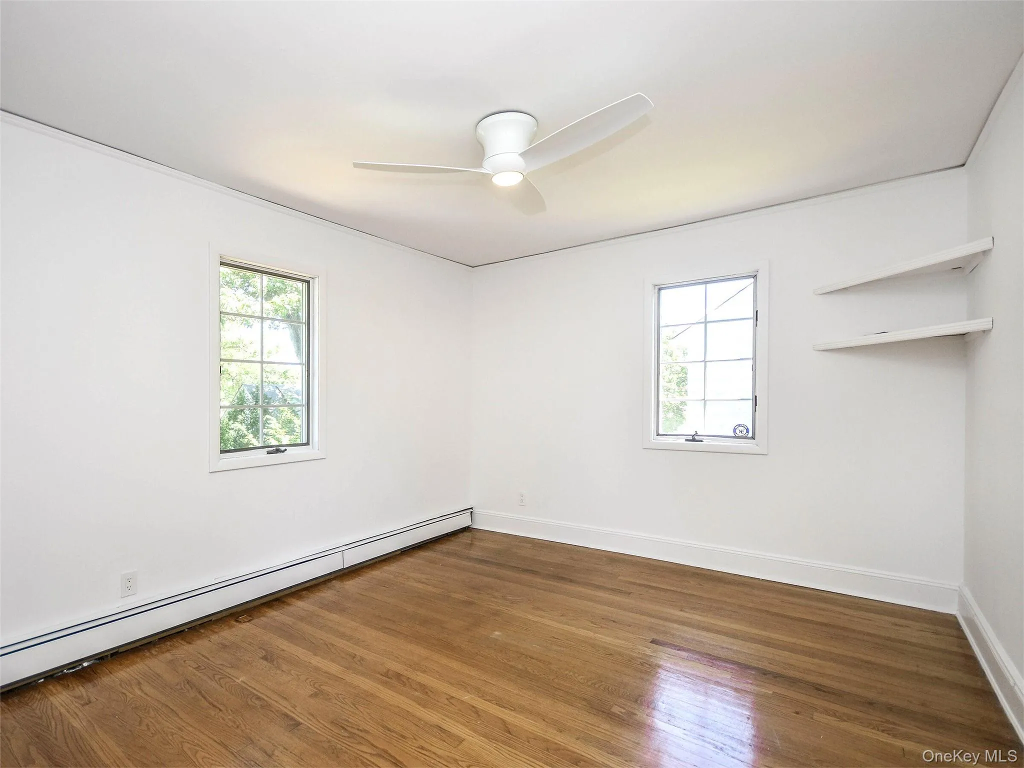 121 Hillcrest Avenue, North Hempstead, NY, 3 Bedrooms Bedrooms, 7 Rooms Rooms,2 BathroomsBathrooms,Residential Lease,For Rent,Hillcrest,0,1019028 121 Hillcrest Avenue, North Hempstead, NY, 3 Bedrooms Bedrooms, 7 Rooms Rooms,2 BathroomsBathrooms,Residential Lease,For Rent,Hillcrest,0,1019028