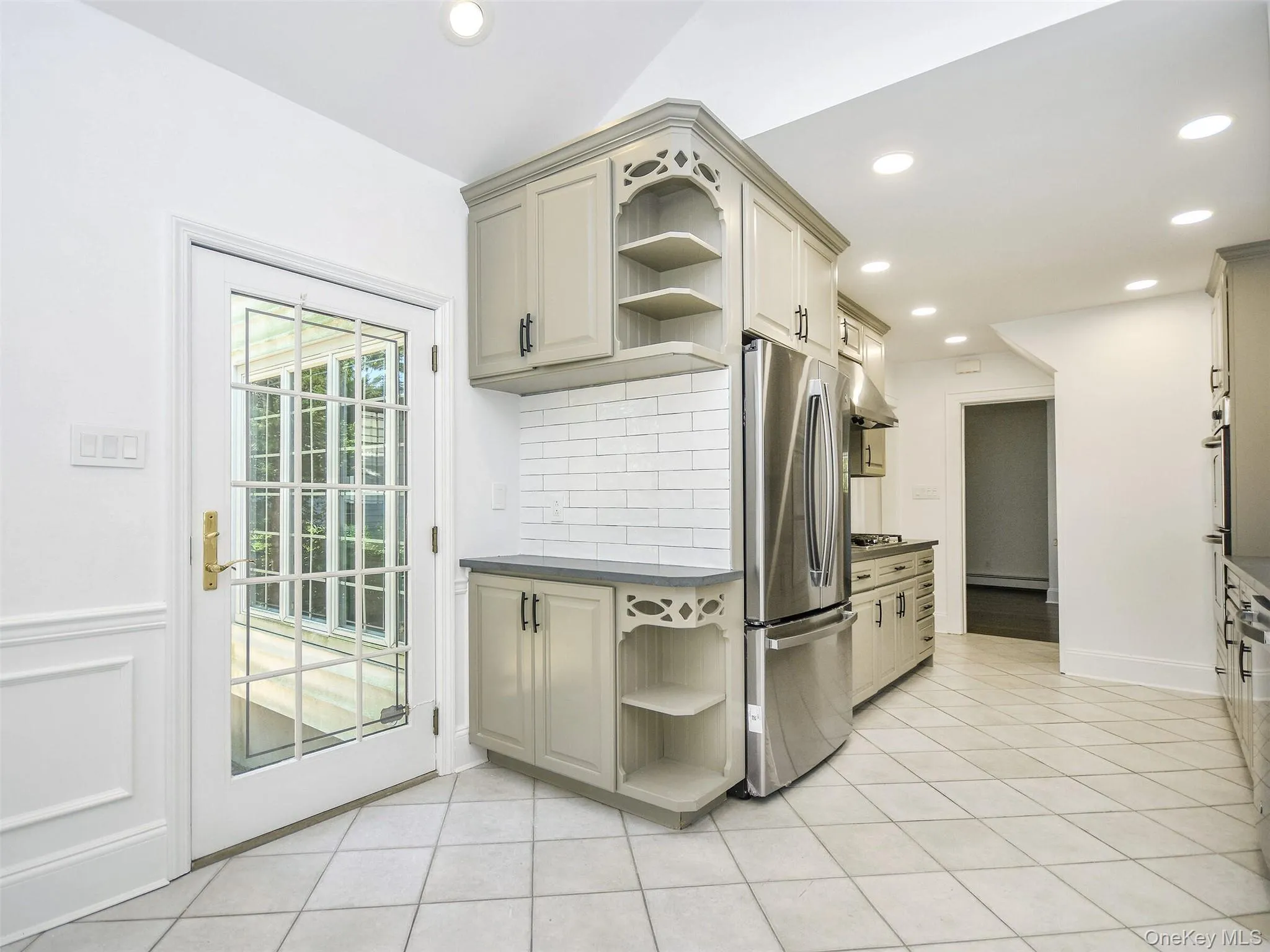121 Hillcrest Avenue, North Hempstead, NY, 3 Bedrooms Bedrooms, 7 Rooms Rooms,2 BathroomsBathrooms,Residential Lease,For Rent,Hillcrest,0,1019028 121 Hillcrest Avenue, North Hempstead, NY, 3 Bedrooms Bedrooms, 7 Rooms Rooms,2 BathroomsBathrooms,Residential Lease,For Rent,Hillcrest,0,1019028