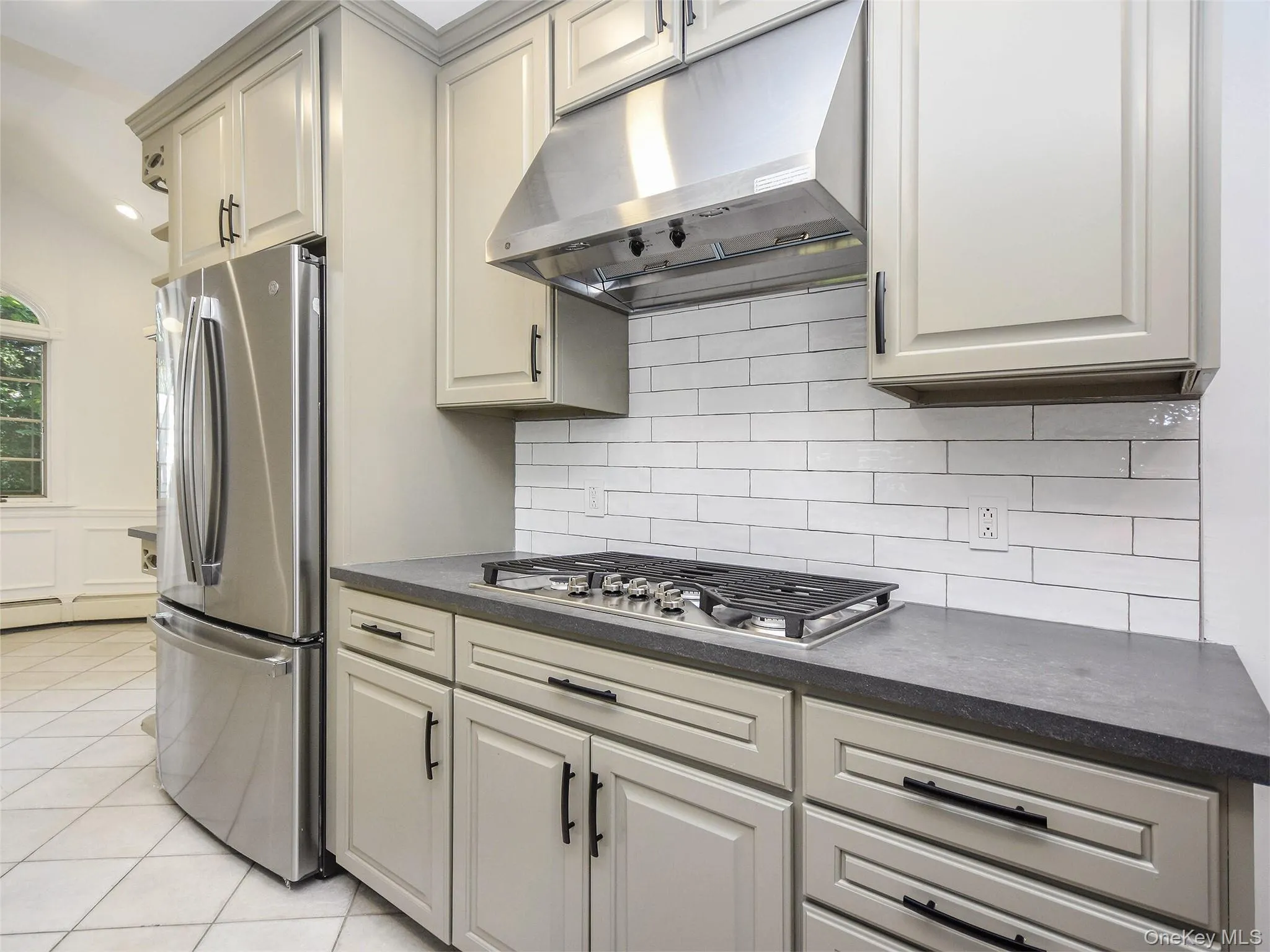121 Hillcrest Avenue, North Hempstead, NY, 3 Bedrooms Bedrooms, 7 Rooms Rooms,2 BathroomsBathrooms,Residential Lease,For Rent,Hillcrest,0,1019028 121 Hillcrest Avenue, North Hempstead, NY, 3 Bedrooms Bedrooms, 7 Rooms Rooms,2 BathroomsBathrooms,Residential Lease,For Rent,Hillcrest,0,1019028