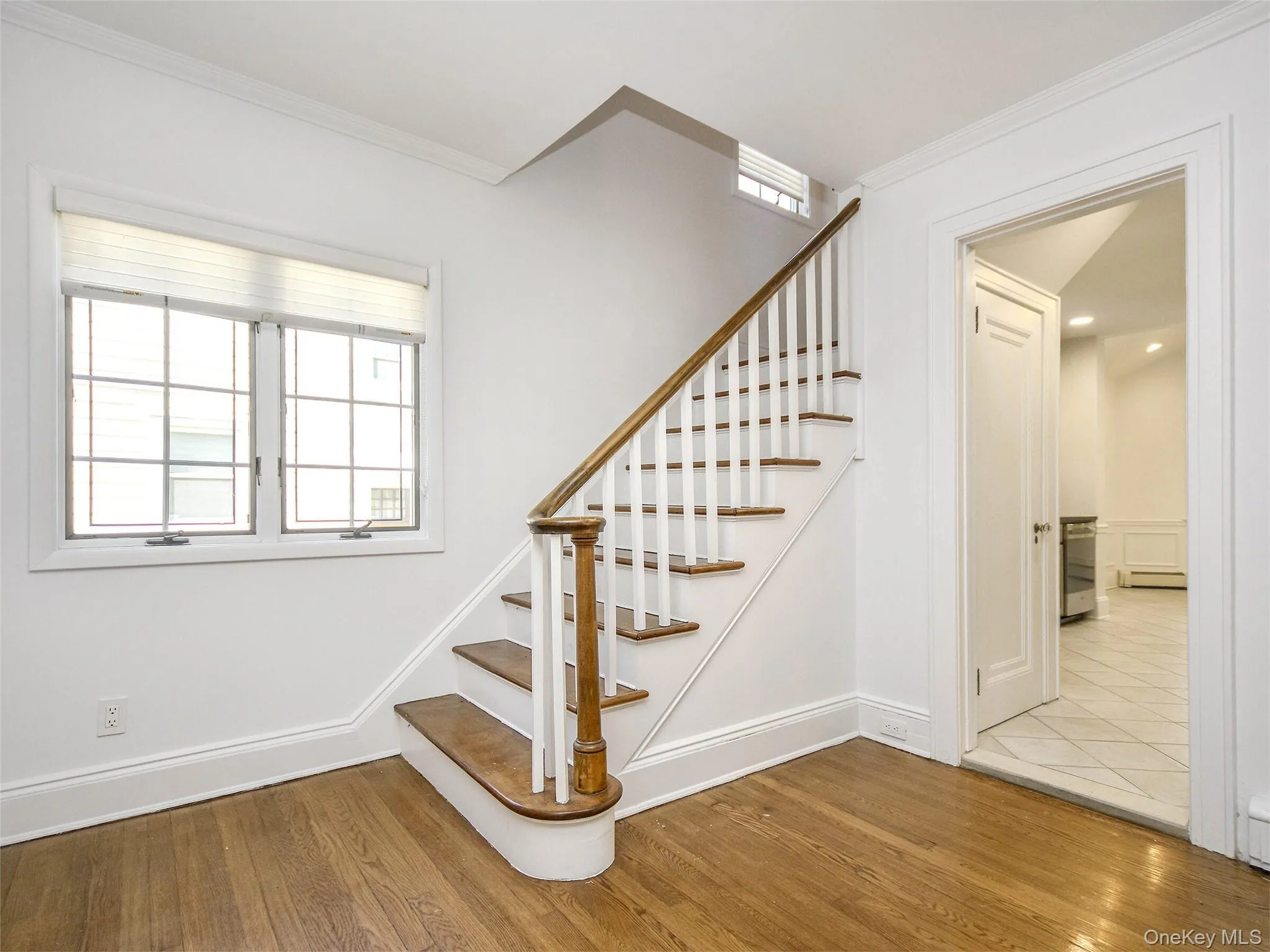 121 Hillcrest Avenue, North Hempstead, NY, 3 Bedrooms Bedrooms, 7 Rooms Rooms,2 BathroomsBathrooms,Residential Lease,For Rent,Hillcrest,0,1019028 121 Hillcrest Avenue, North Hempstead, NY, 3 Bedrooms Bedrooms, 7 Rooms Rooms,2 BathroomsBathrooms,Residential Lease,For Rent,Hillcrest,0,1019028