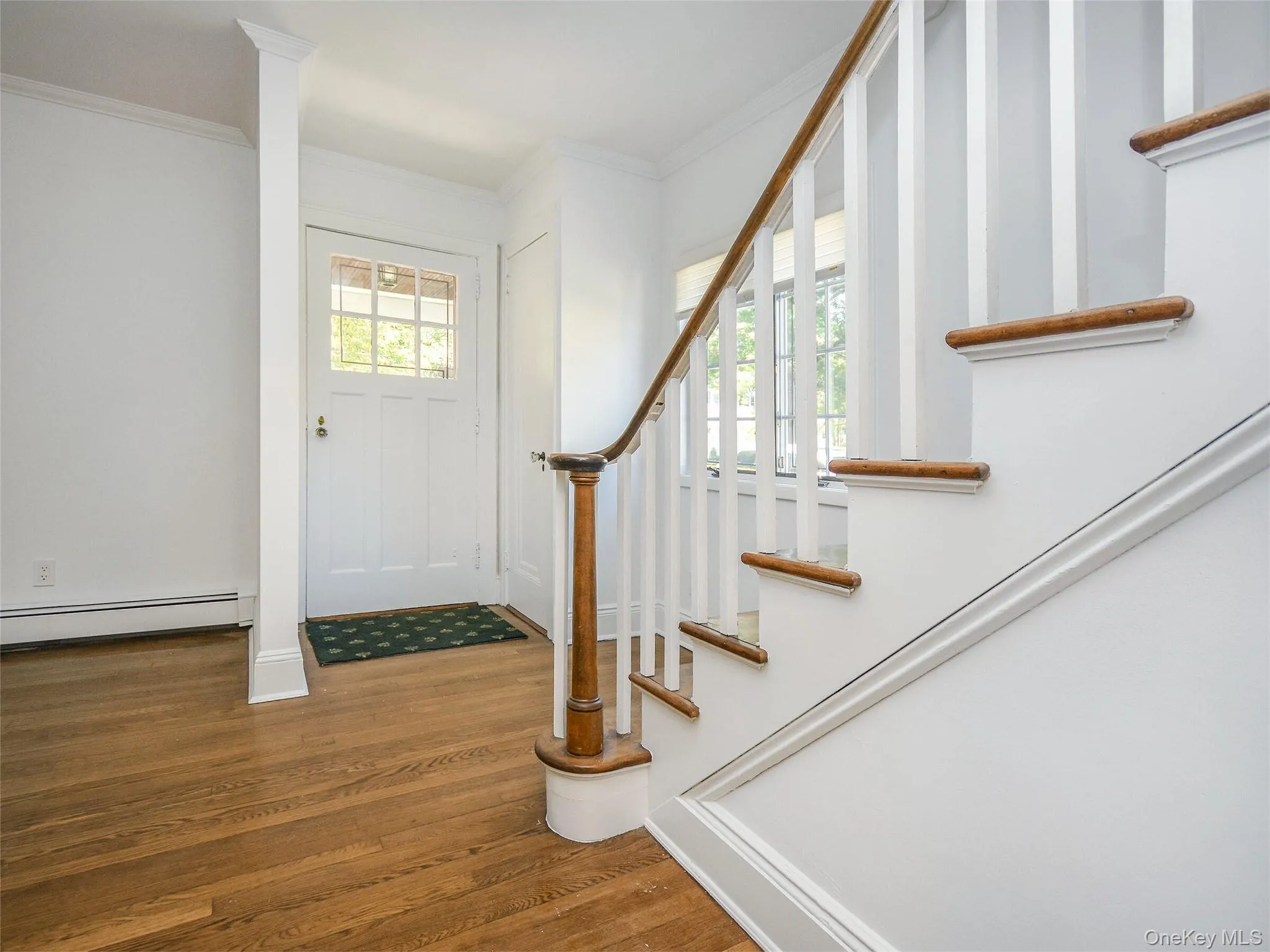 121 Hillcrest Avenue, North Hempstead, NY, 3 Bedrooms Bedrooms, 7 Rooms Rooms,2 BathroomsBathrooms,Residential Lease,For Rent,Hillcrest,0,1019028 121 Hillcrest Avenue, North Hempstead, NY, 3 Bedrooms Bedrooms, 7 Rooms Rooms,2 BathroomsBathrooms,Residential Lease,For Rent,Hillcrest,0,1019028