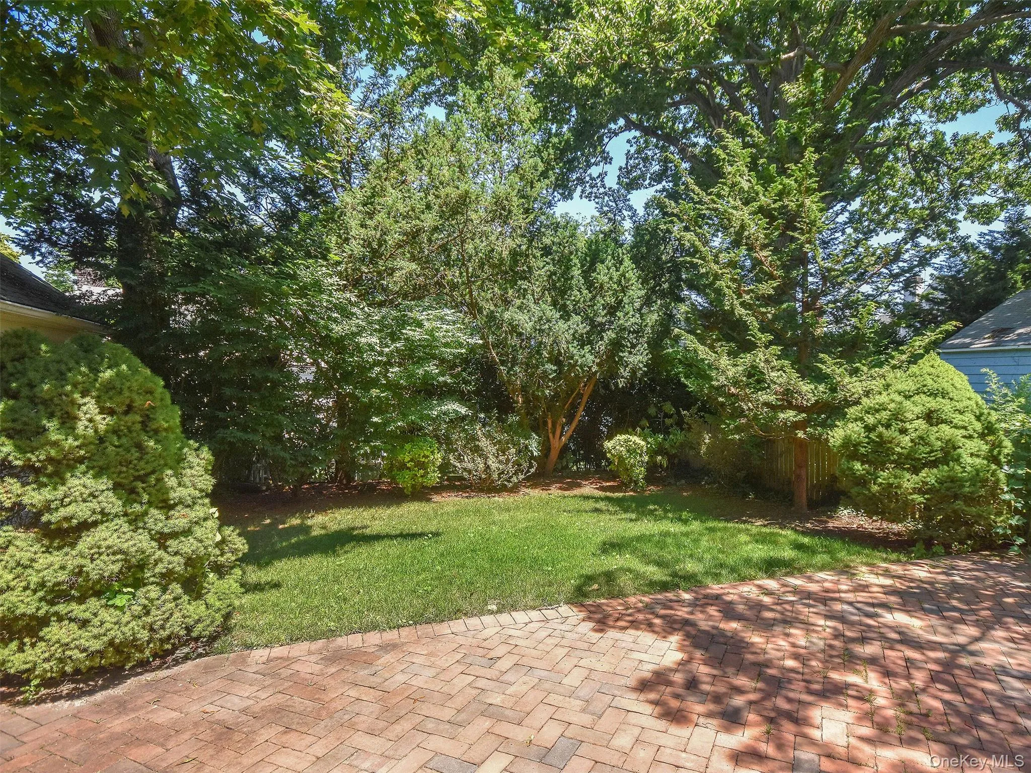 121 Hillcrest Avenue, North Hempstead, NY, 3 Bedrooms Bedrooms, 7 Rooms Rooms,2 BathroomsBathrooms,Residential Lease,For Rent,Hillcrest,0,1019028 121 Hillcrest Avenue, North Hempstead, NY, 3 Bedrooms Bedrooms, 7 Rooms Rooms,2 BathroomsBathrooms,Residential Lease,For Rent,Hillcrest,0,1019028