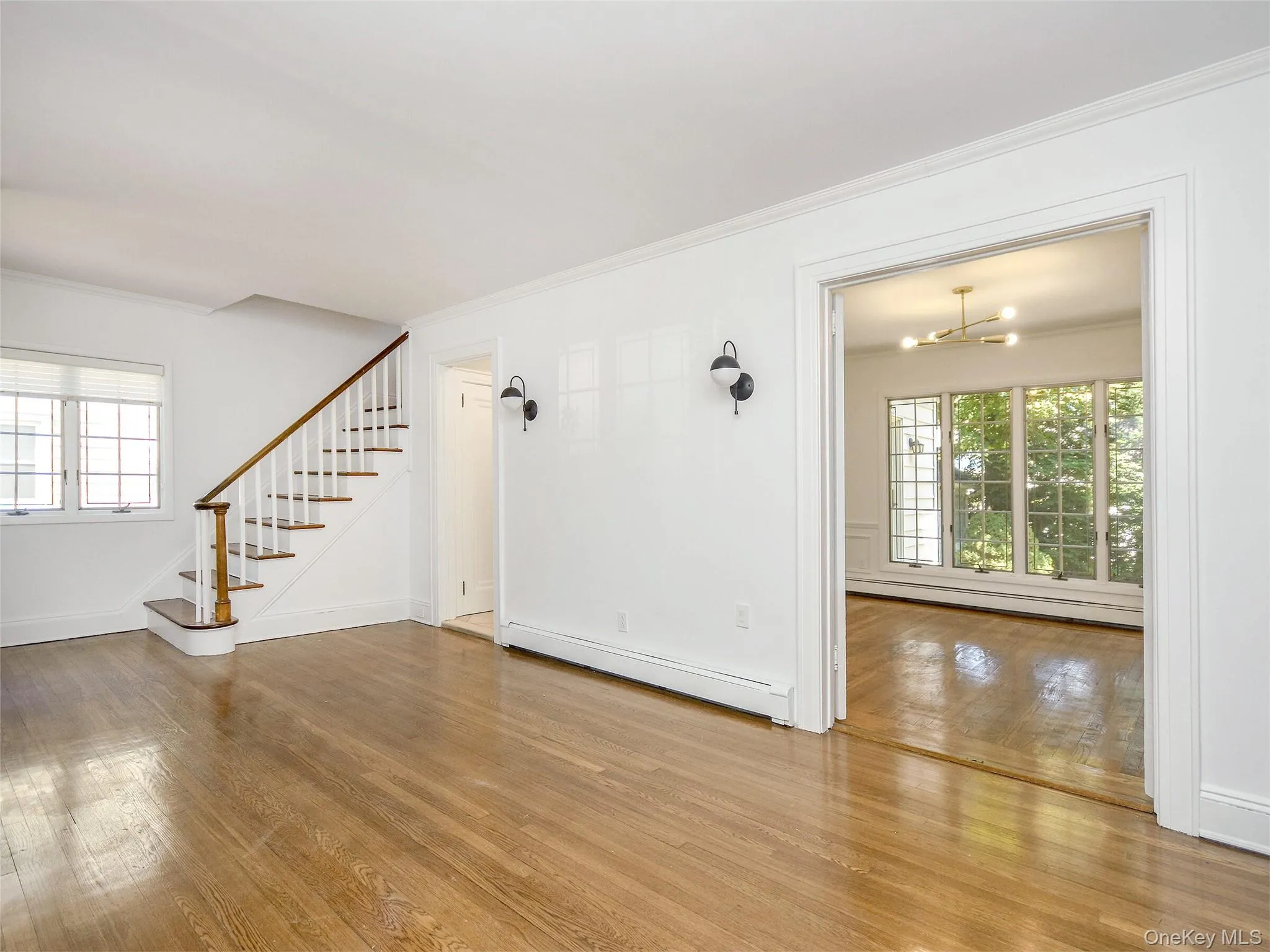 121 Hillcrest Avenue, North Hempstead, NY, 3 Bedrooms Bedrooms, 7 Rooms Rooms,2 BathroomsBathrooms,Residential Lease,For Rent,Hillcrest,0,1019028 121 Hillcrest Avenue, North Hempstead, NY, 3 Bedrooms Bedrooms, 7 Rooms Rooms,2 BathroomsBathrooms,Residential Lease,For Rent,Hillcrest,0,1019028