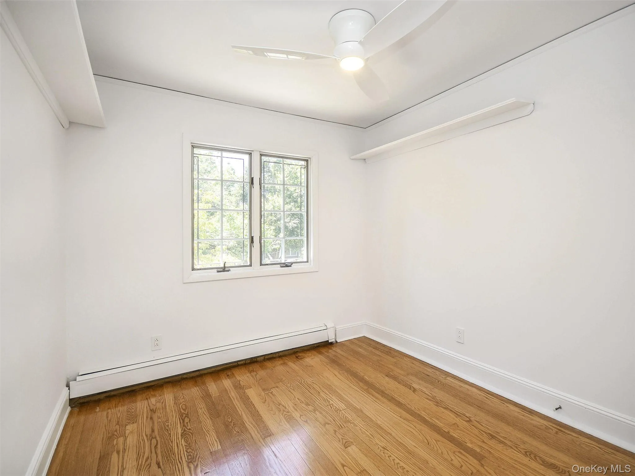 121 Hillcrest Avenue, North Hempstead, NY, 3 Bedrooms Bedrooms, 7 Rooms Rooms,2 BathroomsBathrooms,Residential Lease,For Rent,Hillcrest,0,1019028 121 Hillcrest Avenue, North Hempstead, NY, 3 Bedrooms Bedrooms, 7 Rooms Rooms,2 BathroomsBathrooms,Residential Lease,For Rent,Hillcrest,0,1019028