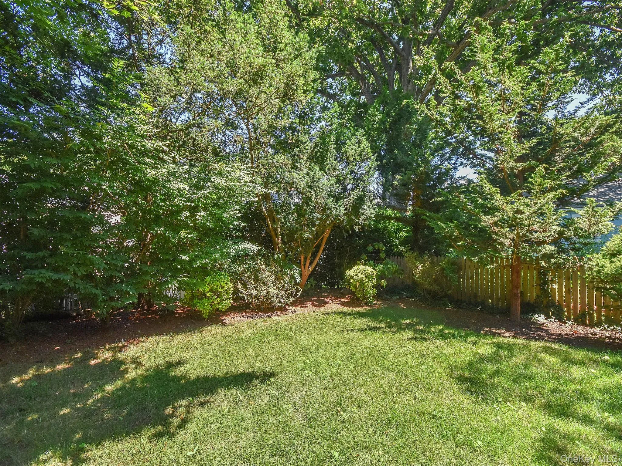 121 Hillcrest Avenue, North Hempstead, NY, 3 Bedrooms Bedrooms, 7 Rooms Rooms,2 BathroomsBathrooms,Residential Lease,For Rent,Hillcrest,0,1019028 121 Hillcrest Avenue, North Hempstead, NY, 3 Bedrooms Bedrooms, 7 Rooms Rooms,2 BathroomsBathrooms,Residential Lease,For Rent,Hillcrest,0,1019028