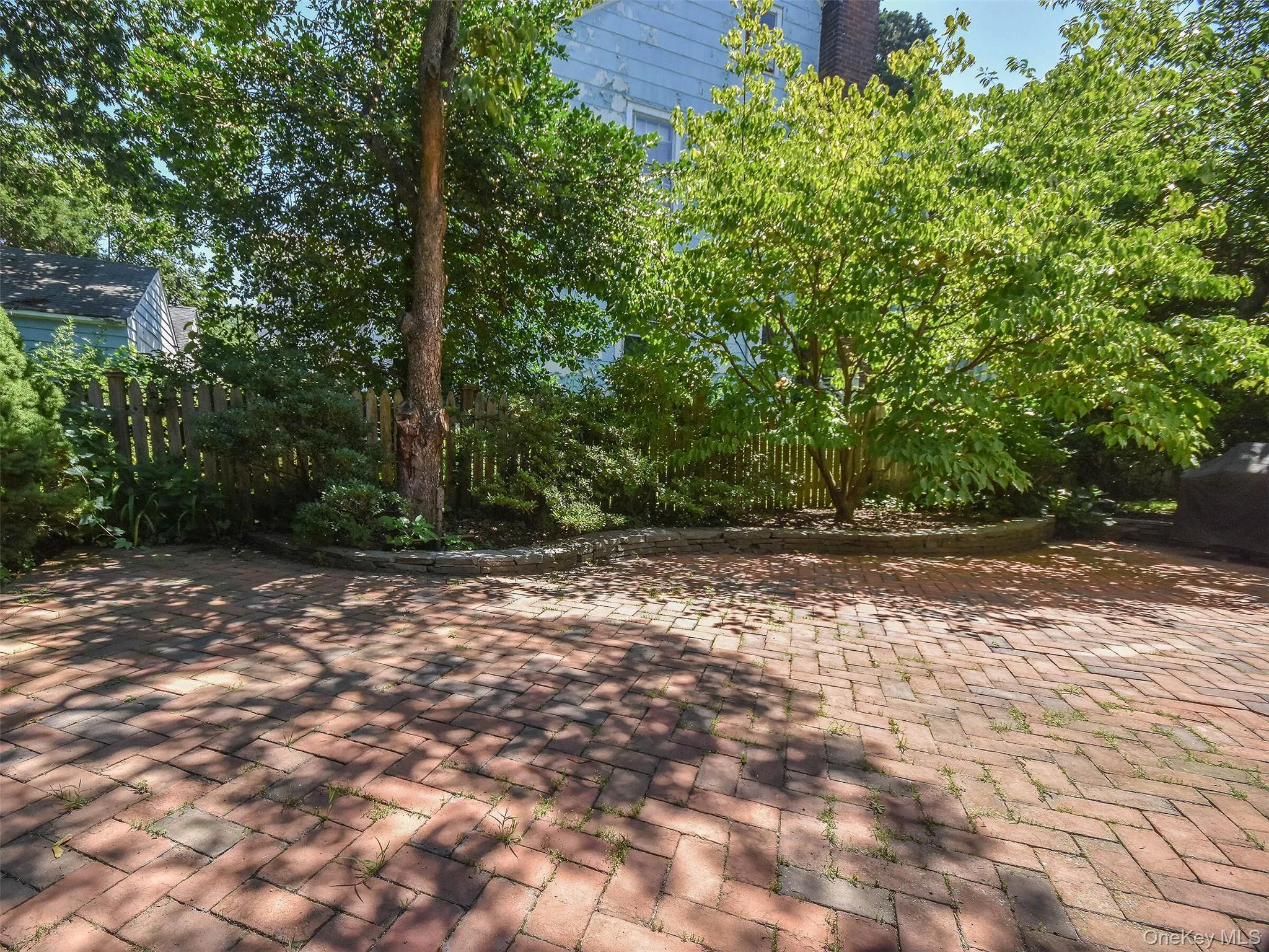 121 Hillcrest Avenue, North Hempstead, NY, 3 Bedrooms Bedrooms, 7 Rooms Rooms,2 BathroomsBathrooms,Residential Lease,For Rent,Hillcrest,0,1019028 121 Hillcrest Avenue, North Hempstead, NY, 3 Bedrooms Bedrooms, 7 Rooms Rooms,2 BathroomsBathrooms,Residential Lease,For Rent,Hillcrest,0,1019028