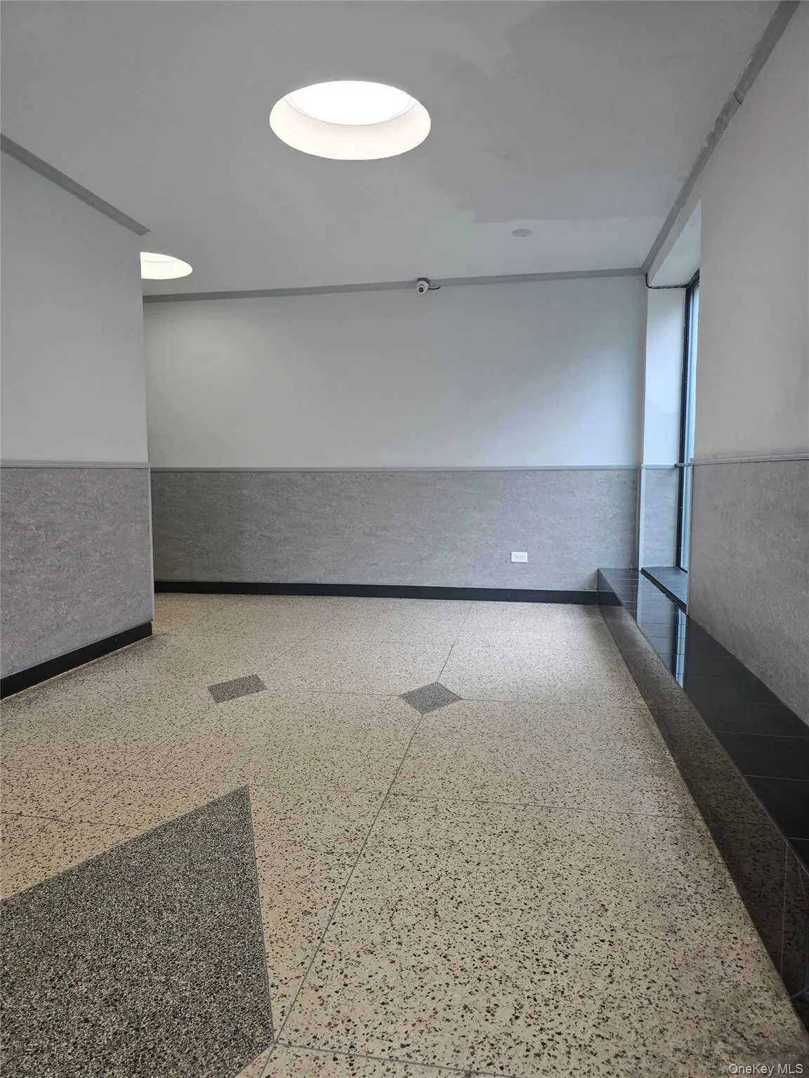 83-36 Beverly Road, New York, NY, 1 Bedroom Bedrooms, 4 Rooms Rooms,1 BathroomBathrooms,Residential Lease,For Rent,Beverly,0,KEY1019029 83-36 Beverly Road, New York, NY, 1 Bedroom Bedrooms, 4 Rooms Rooms,1 BathroomBathrooms,Residential Lease,For Rent,Beverly,0,KEY1019029