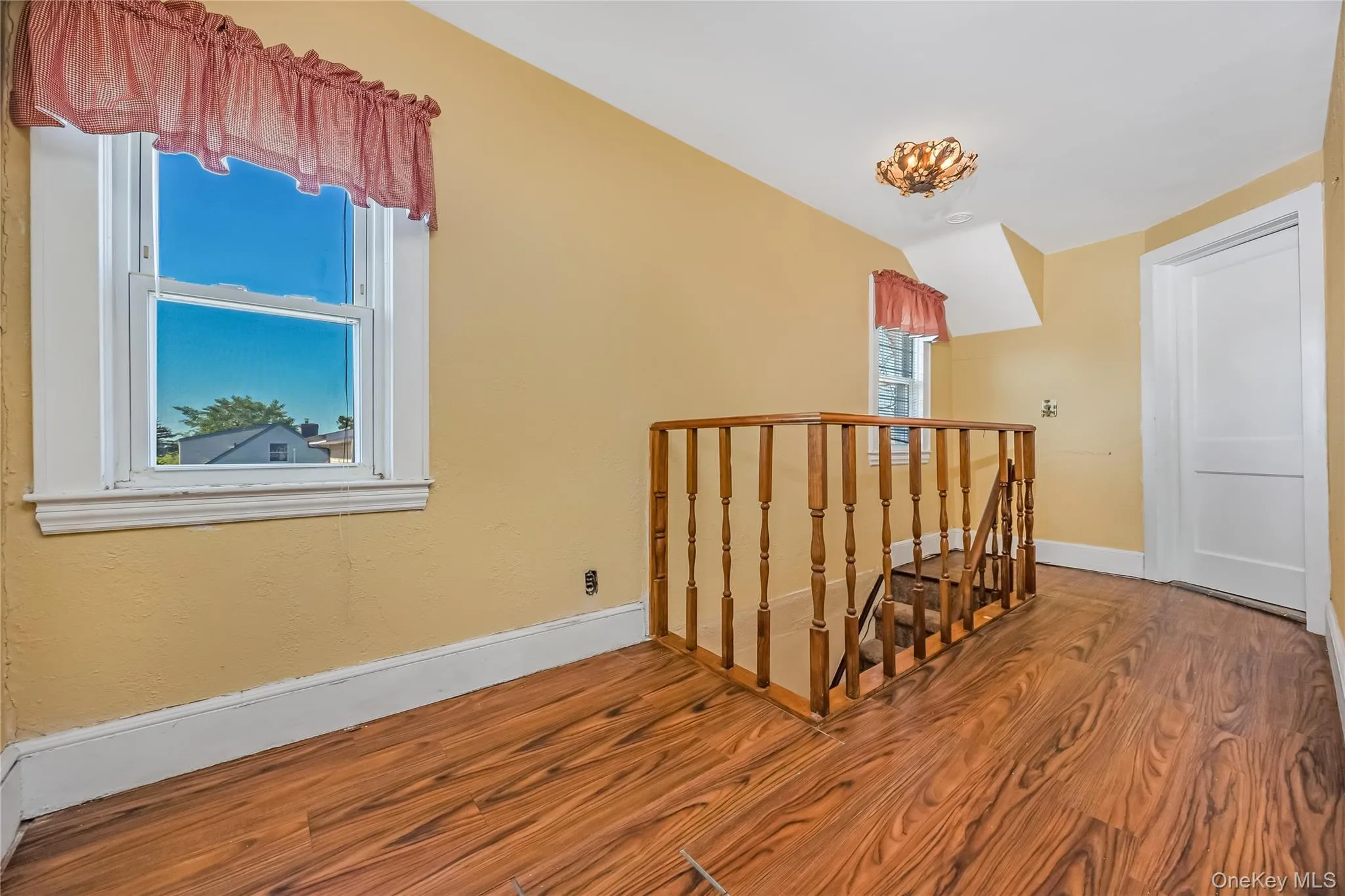38 Buchanan Avenue, Babylon, NY, 2 Bedrooms Bedrooms, 5 Rooms Rooms,1 BathroomBathrooms,Residential,For Rent,Buchanan,0,KEY1019032 38 Buchanan Avenue, Babylon, NY, 2 Bedrooms Bedrooms, 5 Rooms Rooms,1 BathroomBathrooms,Residential,For Rent,Buchanan,0,KEY1019032