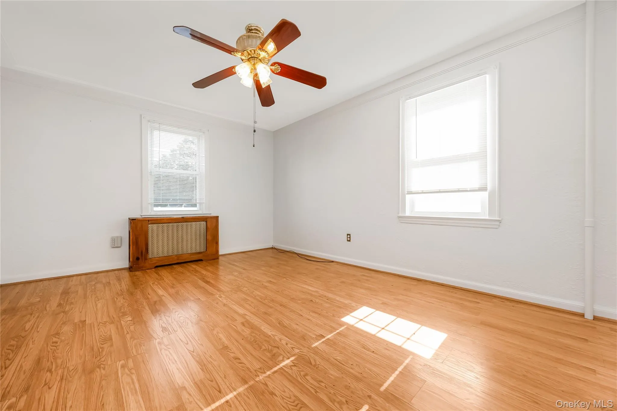 38 Buchanan Avenue, Babylon, NY, 2 Bedrooms Bedrooms, 5 Rooms Rooms,1 BathroomBathrooms,Residential,For Rent,Buchanan,0,KEY1019032 38 Buchanan Avenue, Babylon, NY, 2 Bedrooms Bedrooms, 5 Rooms Rooms,1 BathroomBathrooms,Residential,For Rent,Buchanan,0,KEY1019032