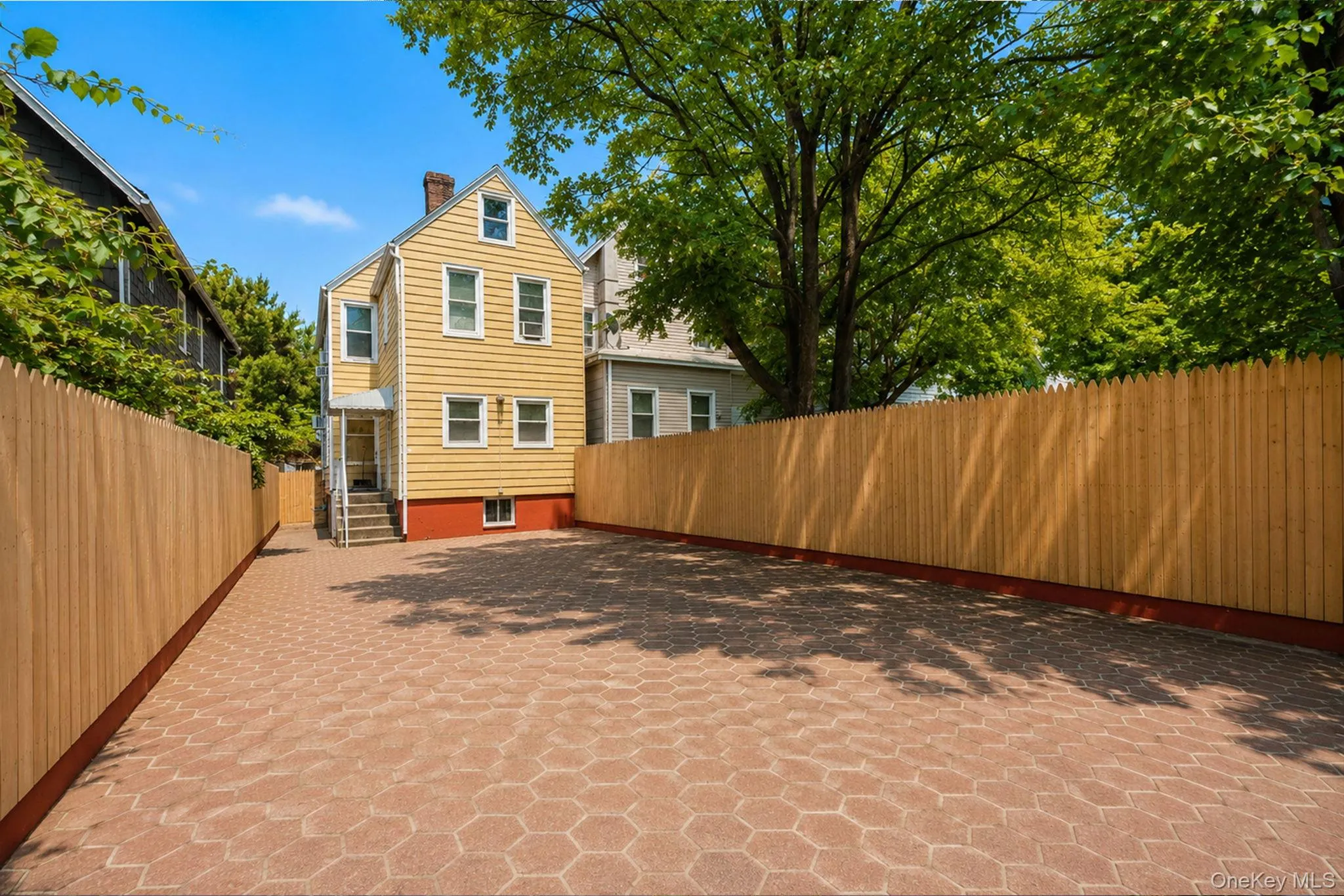 34 Simonson Place, New York, NY, 3 Bedrooms Bedrooms, 5 Rooms Rooms,1 BathroomBathrooms,Residential,For Rent,Simonson,0,1019035 34 Simonson Place, New York, NY, 3 Bedrooms Bedrooms, 5 Rooms Rooms,1 BathroomBathrooms,Residential,For Rent,Simonson,0,1019035