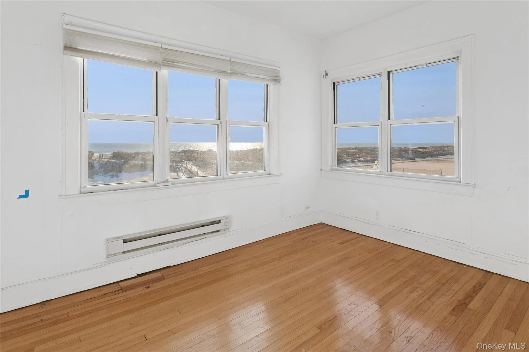 23 Troy Avenue, Hempstead, NY, 2 Bedrooms Bedrooms, 5 Rooms Rooms,1 BathroomBathrooms,Residential Lease,For Rent,Troy,0,KEY1019037 23 Troy Avenue, Hempstead, NY, 2 Bedrooms Bedrooms, 5 Rooms Rooms,1 BathroomBathrooms,Residential Lease,For Rent,Troy,0,KEY1019037