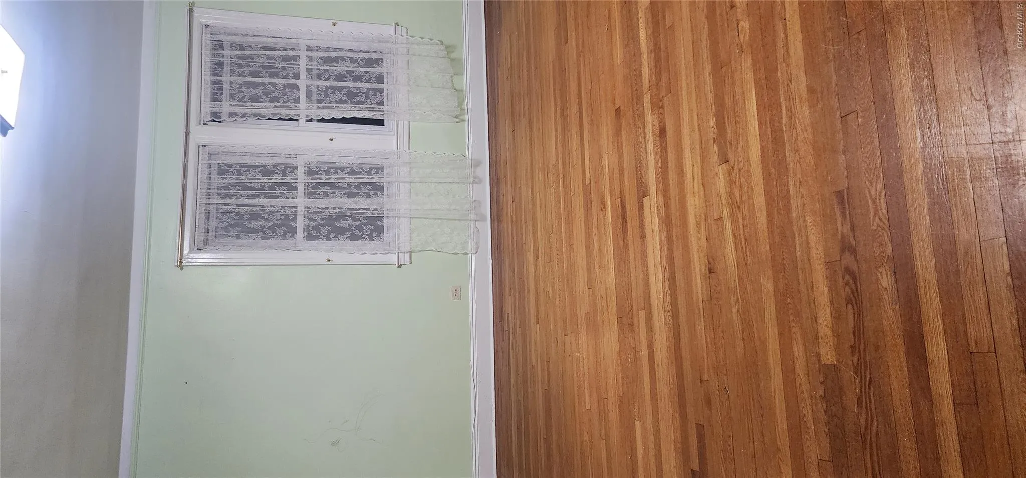59 Bainton Street, Yonkers, NY, 2 Bedrooms Bedrooms, 5 Rooms Rooms,1 BathroomBathrooms,Residential Lease,For Rent,Bainton,0,1019038 59 Bainton Street, Yonkers, NY, 2 Bedrooms Bedrooms, 5 Rooms Rooms,1 BathroomBathrooms,Residential Lease,For Rent,Bainton,0,1019038