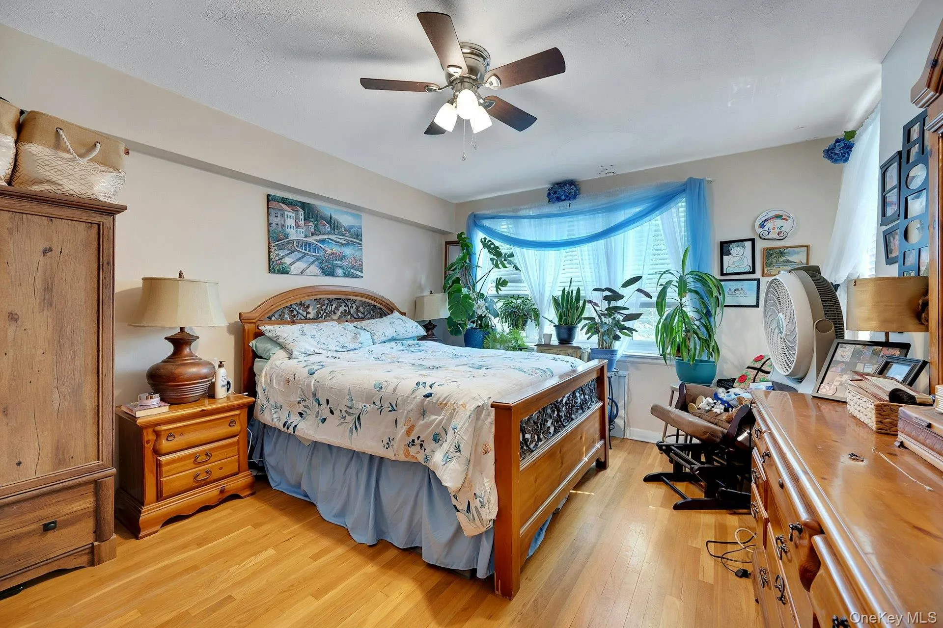 280 Collins Avenue, Mount Vernon, NY, 2 Bedrooms Bedrooms, 6 Rooms Rooms,2 BathroomsBathrooms,Residential,For Rent,Collins,0,1019040 280 Collins Avenue, Mount Vernon, NY, 2 Bedrooms Bedrooms, 6 Rooms Rooms,2 BathroomsBathrooms,Residential,For Rent,Collins,0,1019040