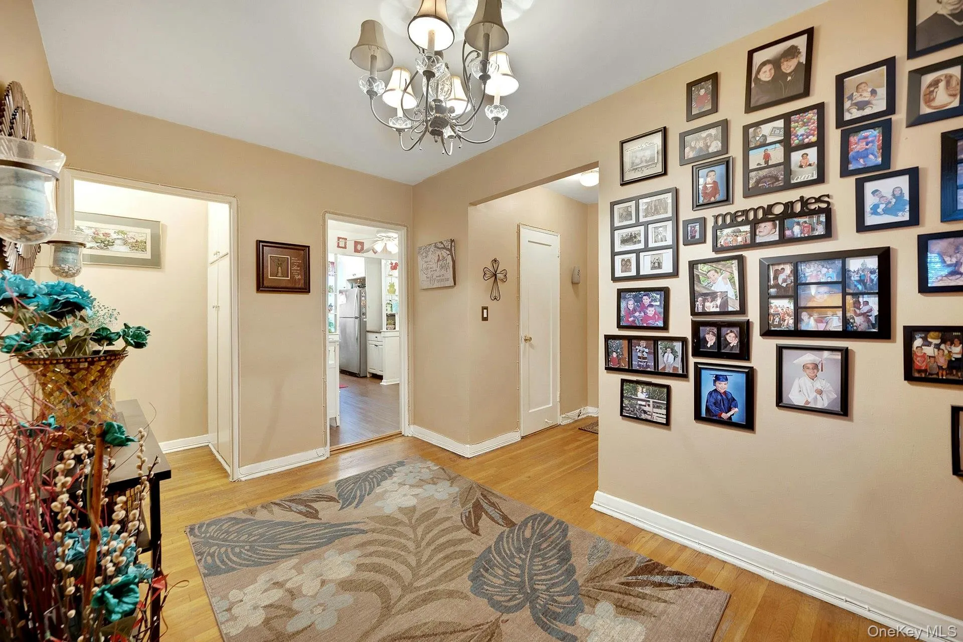 280 Collins Avenue, Mount Vernon, NY, 2 Bedrooms Bedrooms, 6 Rooms Rooms,2 BathroomsBathrooms,Residential,For Rent,Collins,0,1019040 280 Collins Avenue, Mount Vernon, NY, 2 Bedrooms Bedrooms, 6 Rooms Rooms,2 BathroomsBathrooms,Residential,For Rent,Collins,0,1019040
