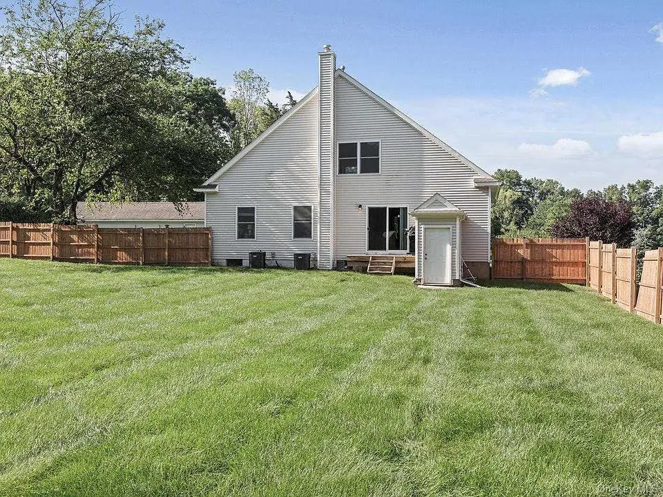 209 CAROL Lane, Fishkill, NY, 2 Bedrooms Bedrooms, 7 Rooms Rooms,2 BathroomsBathrooms,Residential,For Rent,CAROL,0,1019045 209 CAROL Lane, Fishkill, NY, 2 Bedrooms Bedrooms, 7 Rooms Rooms,2 BathroomsBathrooms,Residential,For Rent,CAROL,0,1019045