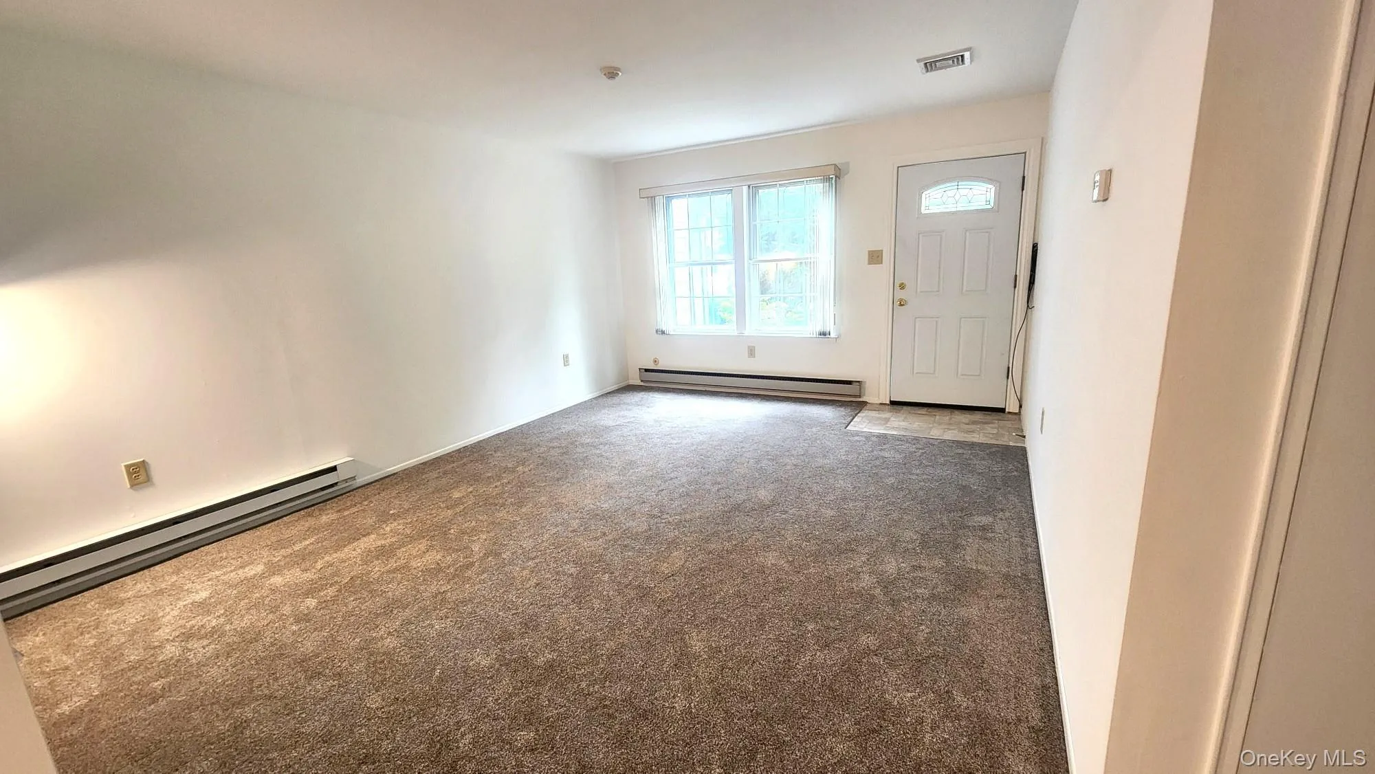 9 Freedom Lane, Brookhaven, NY, 1 Bedroom Bedrooms, 4 Rooms Rooms,1 BathroomBathrooms,Residential,For Rent,Freedom,0,KEY1019048 9 Freedom Lane, Brookhaven, NY, 1 Bedroom Bedrooms, 4 Rooms Rooms,1 BathroomBathrooms,Residential,For Rent,Freedom,0,KEY1019048