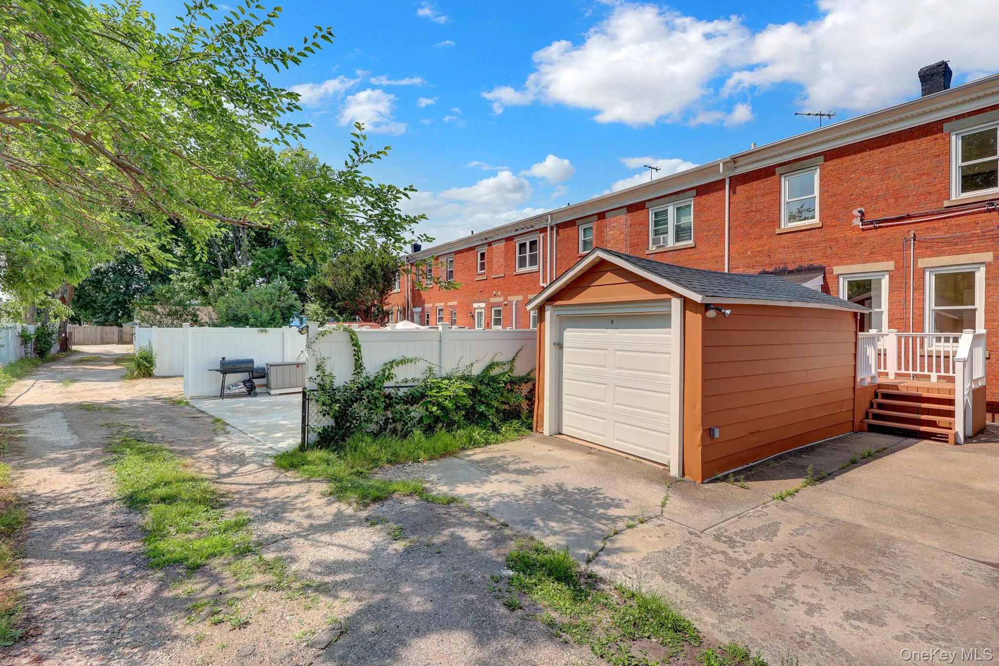 5 Columbia Street, Oyster Bay, NY, 4 Bedrooms Bedrooms, 6 Rooms Rooms,2 BathroomsBathrooms,Residential,For Rent,Columbia,0,1019049 5 Columbia Street, Oyster Bay, NY, 4 Bedrooms Bedrooms, 6 Rooms Rooms,2 BathroomsBathrooms,Residential,For Rent,Columbia,0,1019049