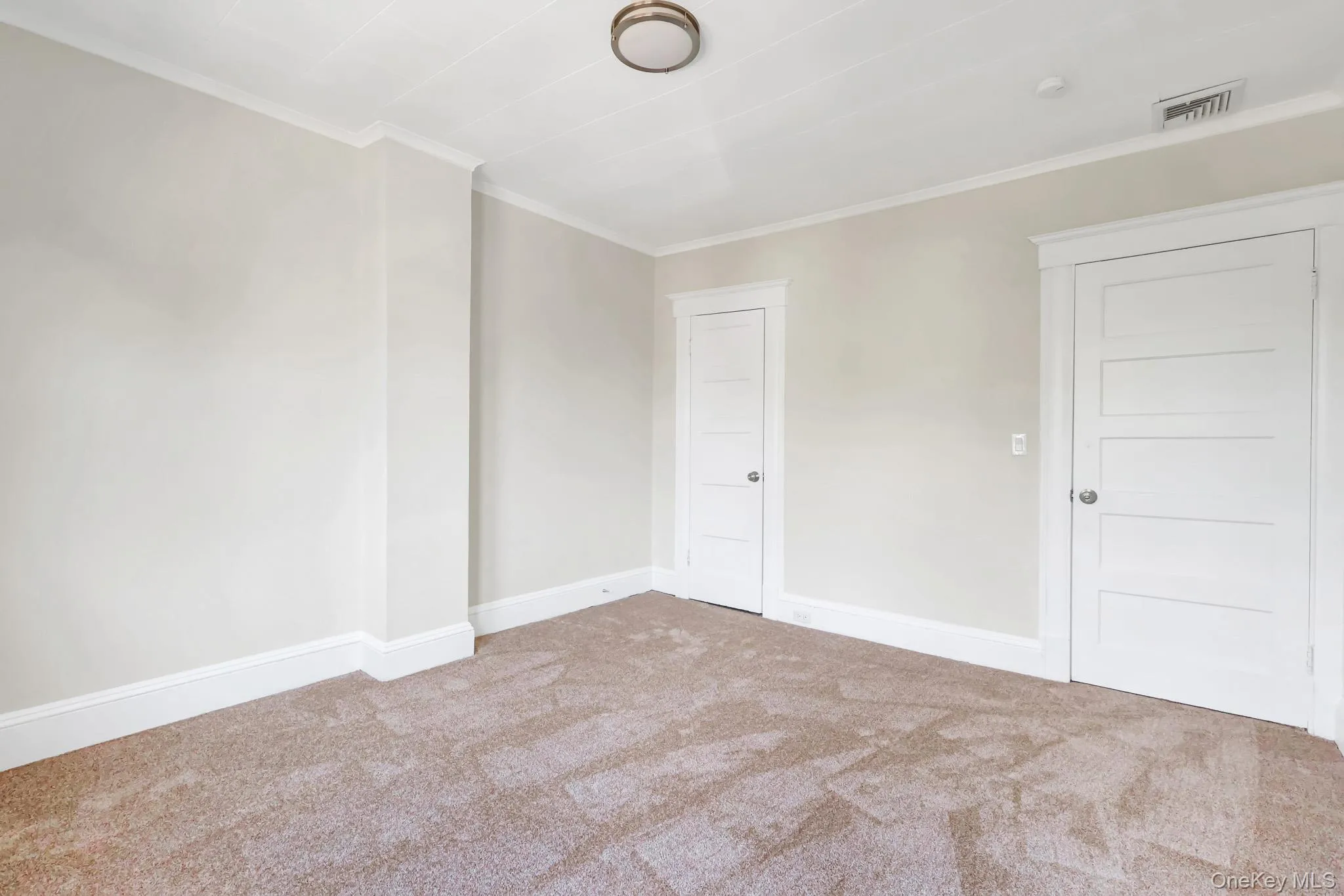 5 Columbia Street, Oyster Bay, NY, 4 Bedrooms Bedrooms, 6 Rooms Rooms,2 BathroomsBathrooms,Residential,For Rent,Columbia,0,1019049 5 Columbia Street, Oyster Bay, NY, 4 Bedrooms Bedrooms, 6 Rooms Rooms,2 BathroomsBathrooms,Residential,For Rent,Columbia,0,1019049