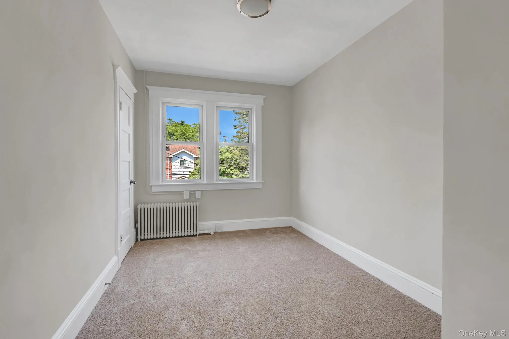 5 Columbia Street, Oyster Bay, NY, 4 Bedrooms Bedrooms, 6 Rooms Rooms,2 BathroomsBathrooms,Residential,For Rent,Columbia,0,1019049 5 Columbia Street, Oyster Bay, NY, 4 Bedrooms Bedrooms, 6 Rooms Rooms,2 BathroomsBathrooms,Residential,For Rent,Columbia,0,1019049