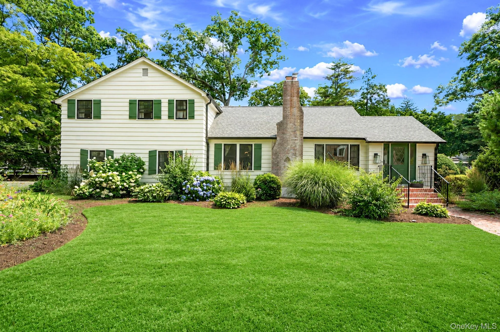 52 Albermarle Avenue, Huntington, NY, 4 Bedrooms Bedrooms, 8 Rooms Rooms,3 BathroomsBathrooms,Residential,For Rent,Albermarle,0,1019050 52 Albermarle Avenue, Huntington, NY, 4 Bedrooms Bedrooms, 8 Rooms Rooms,3 BathroomsBathrooms,Residential,For Rent,Albermarle,0,1019050