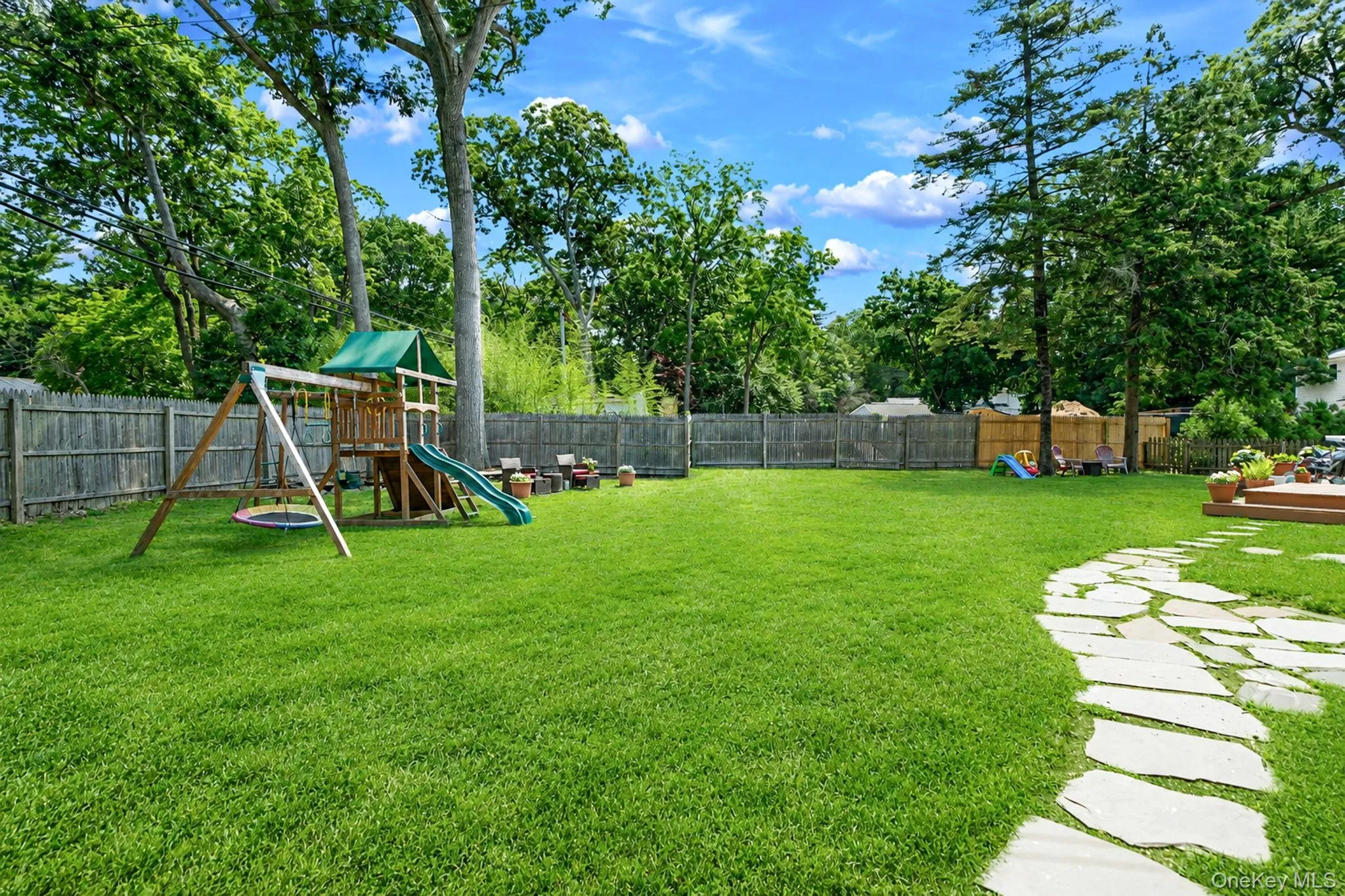 52 Albermarle Avenue, Huntington, NY, 4 Bedrooms Bedrooms, 8 Rooms Rooms,3 BathroomsBathrooms,Residential,For Rent,Albermarle,0,1019050 52 Albermarle Avenue, Huntington, NY, 4 Bedrooms Bedrooms, 8 Rooms Rooms,3 BathroomsBathrooms,Residential,For Rent,Albermarle,0,1019050