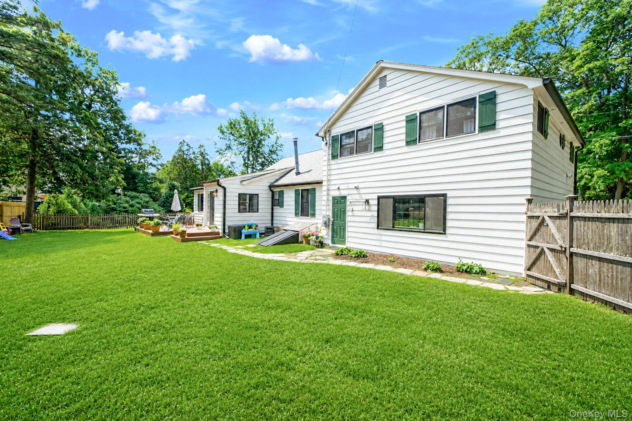 52 Albermarle Avenue, Huntington, NY, 4 Bedrooms Bedrooms, 8 Rooms Rooms,3 BathroomsBathrooms,Residential,For Rent,Albermarle,0,1019050 52 Albermarle Avenue, Huntington, NY, 4 Bedrooms Bedrooms, 8 Rooms Rooms,3 BathroomsBathrooms,Residential,For Rent,Albermarle,0,1019050