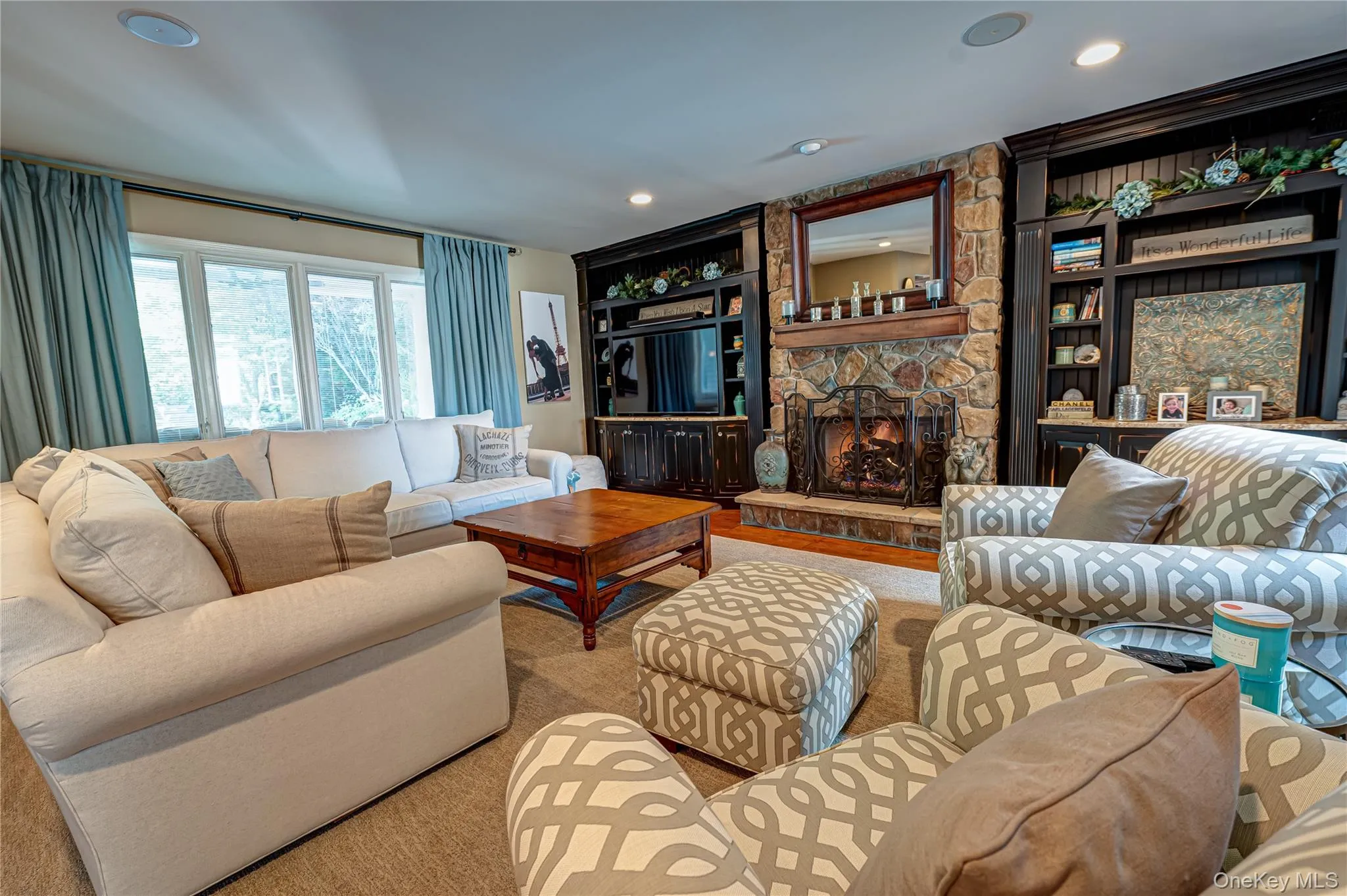 9 Crick Holly Lane, Islip, NY, 5 Bedrooms Bedrooms, 10 Rooms Rooms,2 BathroomsBathrooms,Residential,For Rent,Crick Holly,0,1019052 9 Crick Holly Lane, Islip, NY, 5 Bedrooms Bedrooms, 10 Rooms Rooms,2 BathroomsBathrooms,Residential,For Rent,Crick Holly,0,1019052