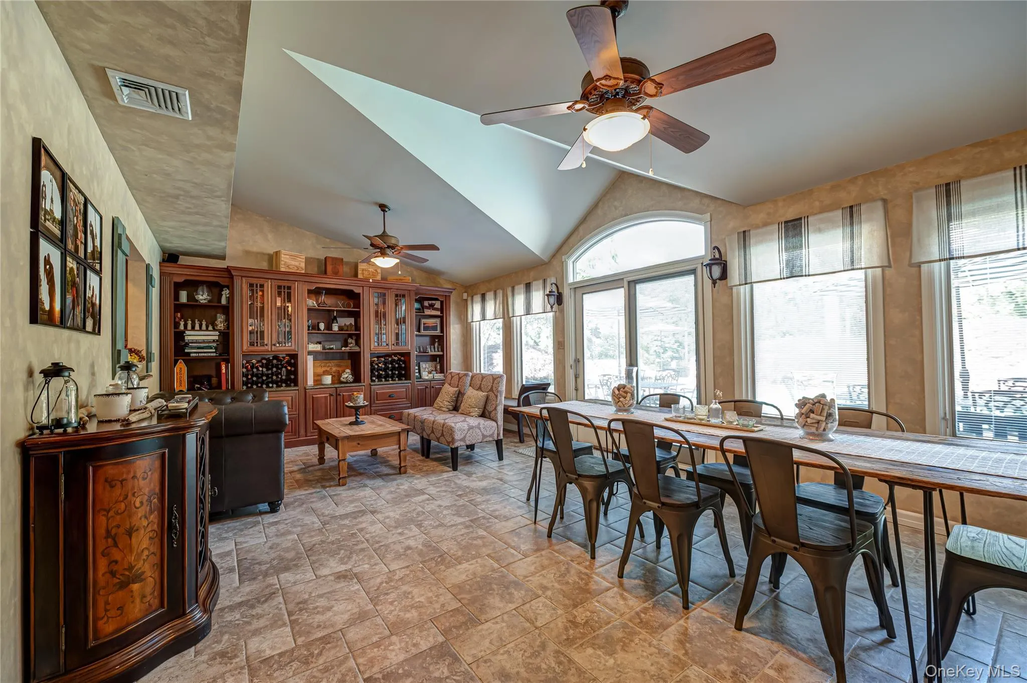 9 Crick Holly Lane, Islip, NY, 5 Bedrooms Bedrooms, 10 Rooms Rooms,2 BathroomsBathrooms,Residential,For Rent,Crick Holly,0,1019052 9 Crick Holly Lane, Islip, NY, 5 Bedrooms Bedrooms, 10 Rooms Rooms,2 BathroomsBathrooms,Residential,For Rent,Crick Holly,0,1019052