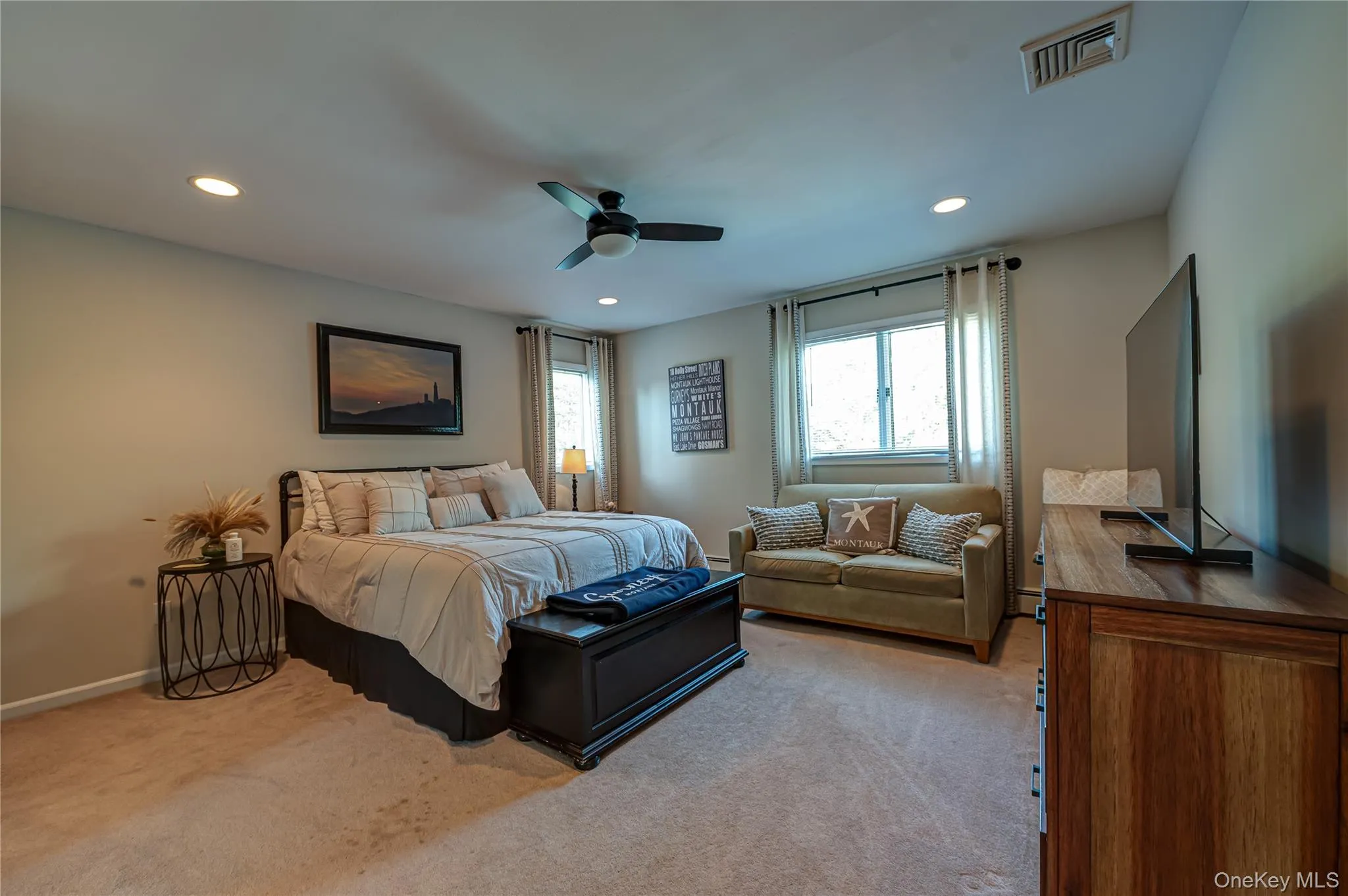 9 Crick Holly Lane, Islip, NY, 5 Bedrooms Bedrooms, 10 Rooms Rooms,2 BathroomsBathrooms,Residential,For Rent,Crick Holly,0,1019052 9 Crick Holly Lane, Islip, NY, 5 Bedrooms Bedrooms, 10 Rooms Rooms,2 BathroomsBathrooms,Residential,For Rent,Crick Holly,0,1019052