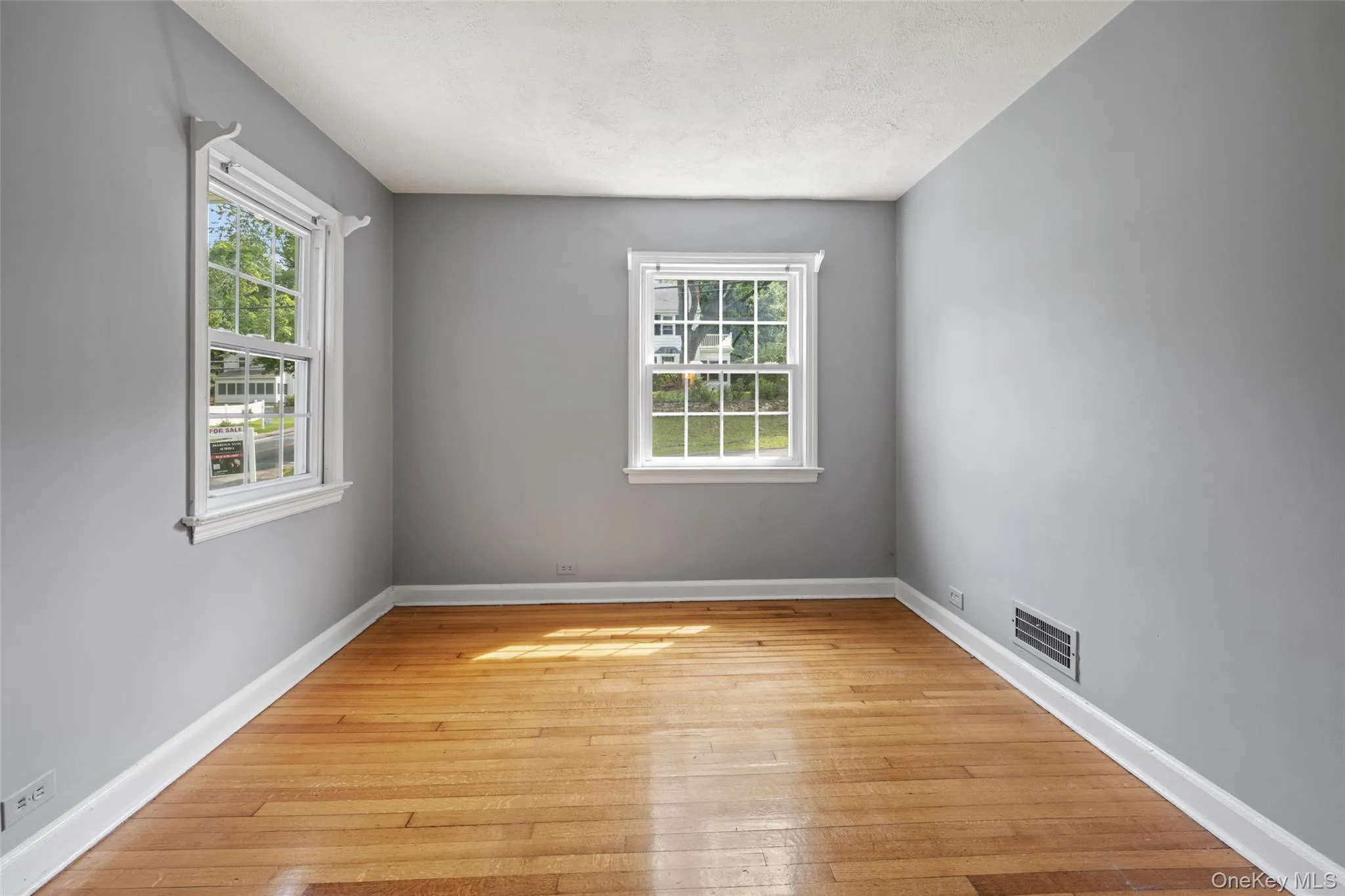 26 Powderhorn Road, Greenburgh, NY, 3 Bedrooms Bedrooms, 8 Rooms Rooms,2 BathroomsBathrooms,Residential,For Rent,Powderhorn,0,1019056 26 Powderhorn Road, Greenburgh, NY, 3 Bedrooms Bedrooms, 8 Rooms Rooms,2 BathroomsBathrooms,Residential,For Rent,Powderhorn,0,1019056