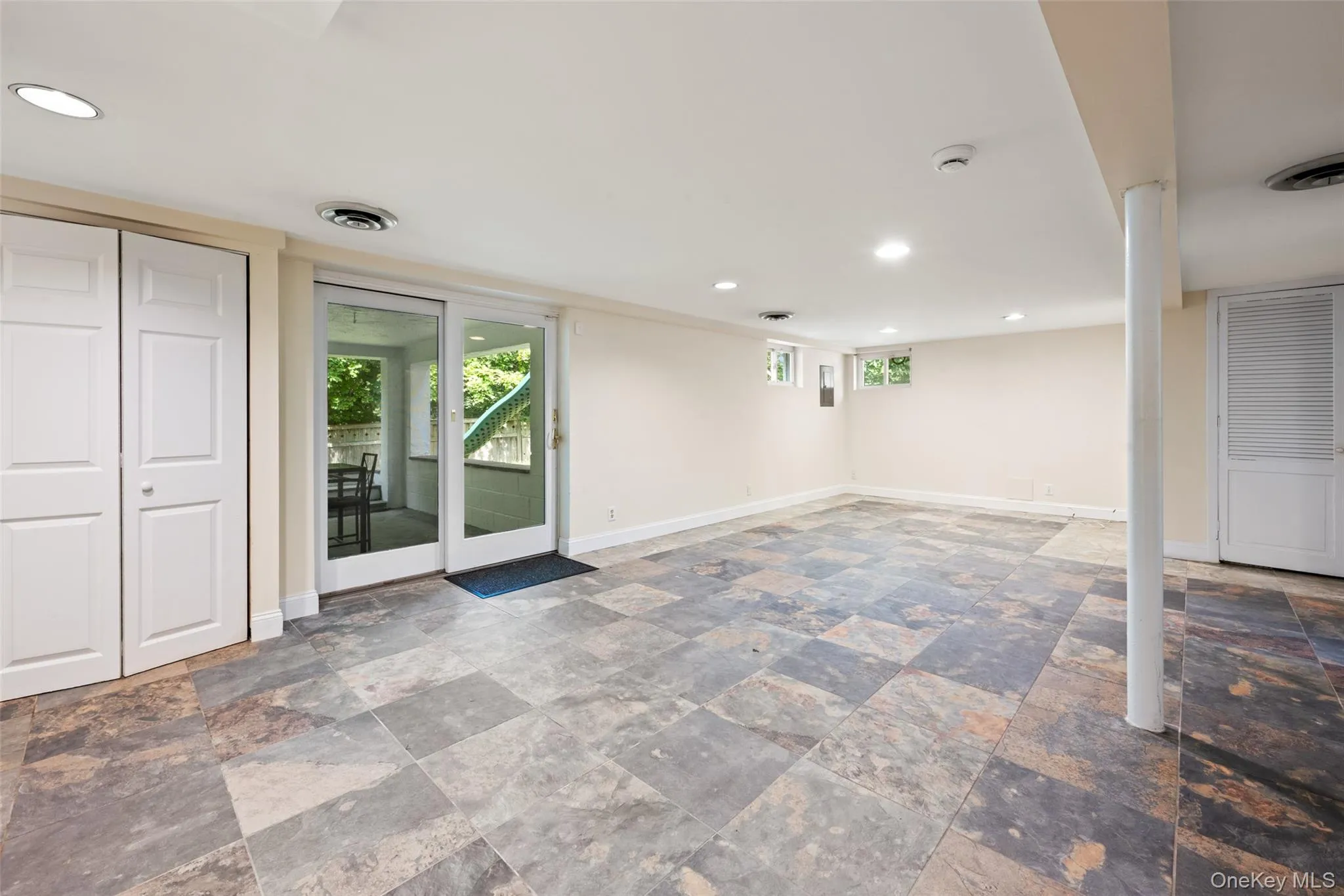 26 Powderhorn Road, Greenburgh, NY, 3 Bedrooms Bedrooms, 8 Rooms Rooms,2 BathroomsBathrooms,Residential,For Rent,Powderhorn,0,1019056 26 Powderhorn Road, Greenburgh, NY, 3 Bedrooms Bedrooms, 8 Rooms Rooms,2 BathroomsBathrooms,Residential,For Rent,Powderhorn,0,1019056