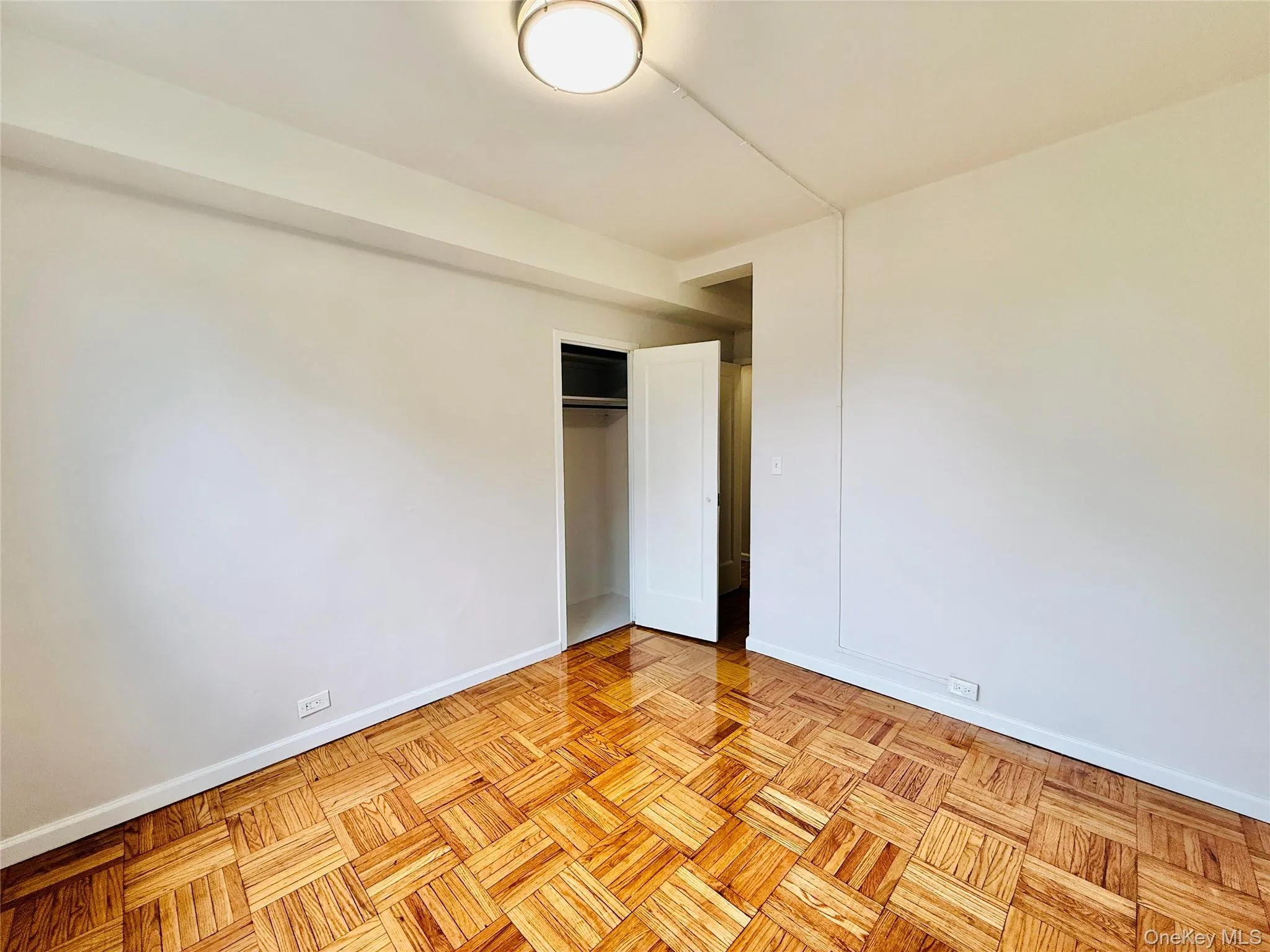 1680 Metropolitan, New York, NY, 2 Bedrooms Bedrooms, 4 Rooms Rooms,1 BathroomBathrooms,Residential,For Rent,Metropolitan,0,KEY1019057 1680 Metropolitan, New York, NY, 2 Bedrooms Bedrooms, 4 Rooms Rooms,1 BathroomBathrooms,Residential,For Rent,Metropolitan,0,KEY1019057