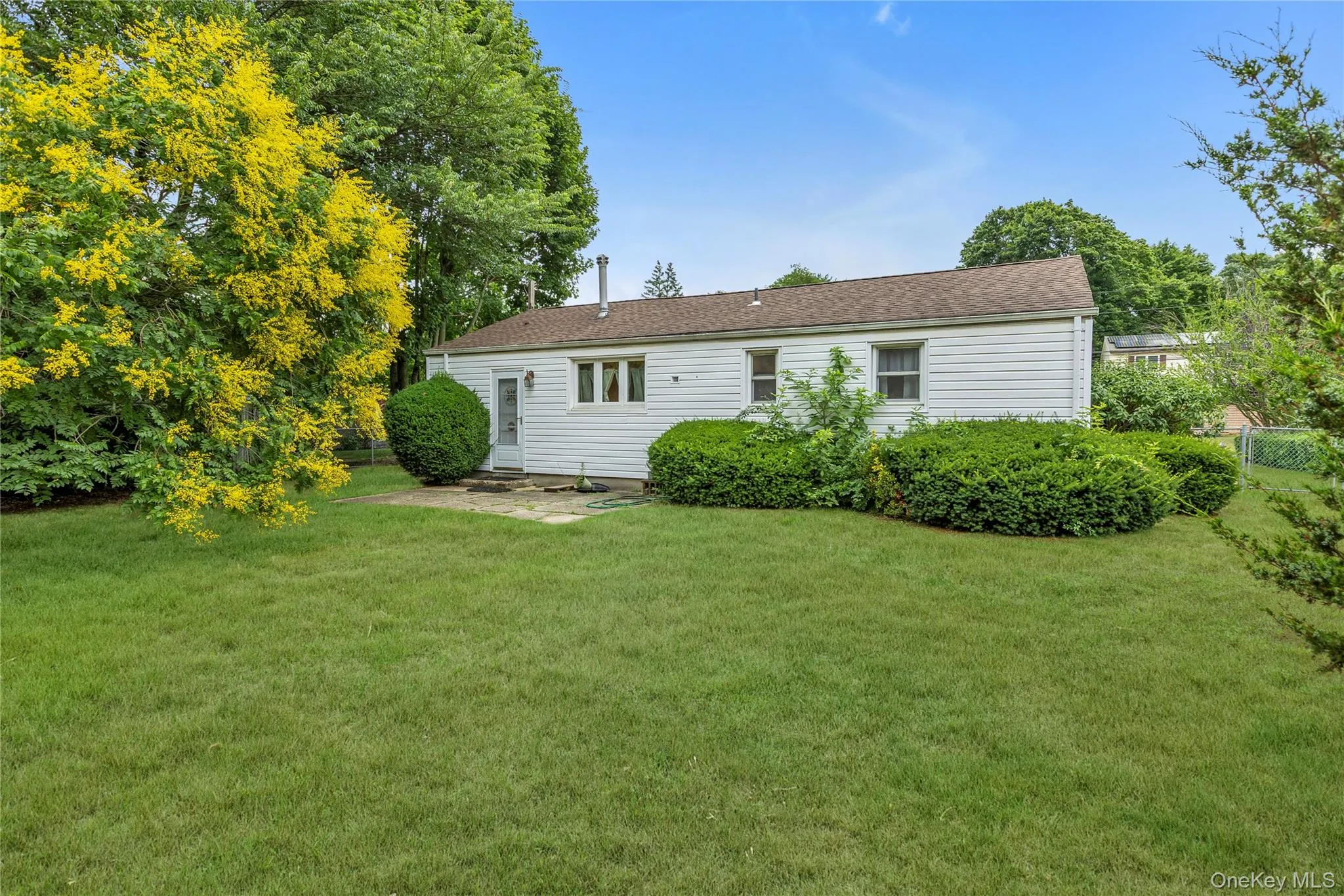 1580 Gardiner Drive, Islip, NY, 2 Bedrooms Bedrooms, 4 Rooms Rooms,1 BathroomBathrooms,Residential,For Rent,Gardiner,0,1019062 1580 Gardiner Drive, Islip, NY, 2 Bedrooms Bedrooms, 4 Rooms Rooms,1 BathroomBathrooms,Residential,For Rent,Gardiner,0,1019062