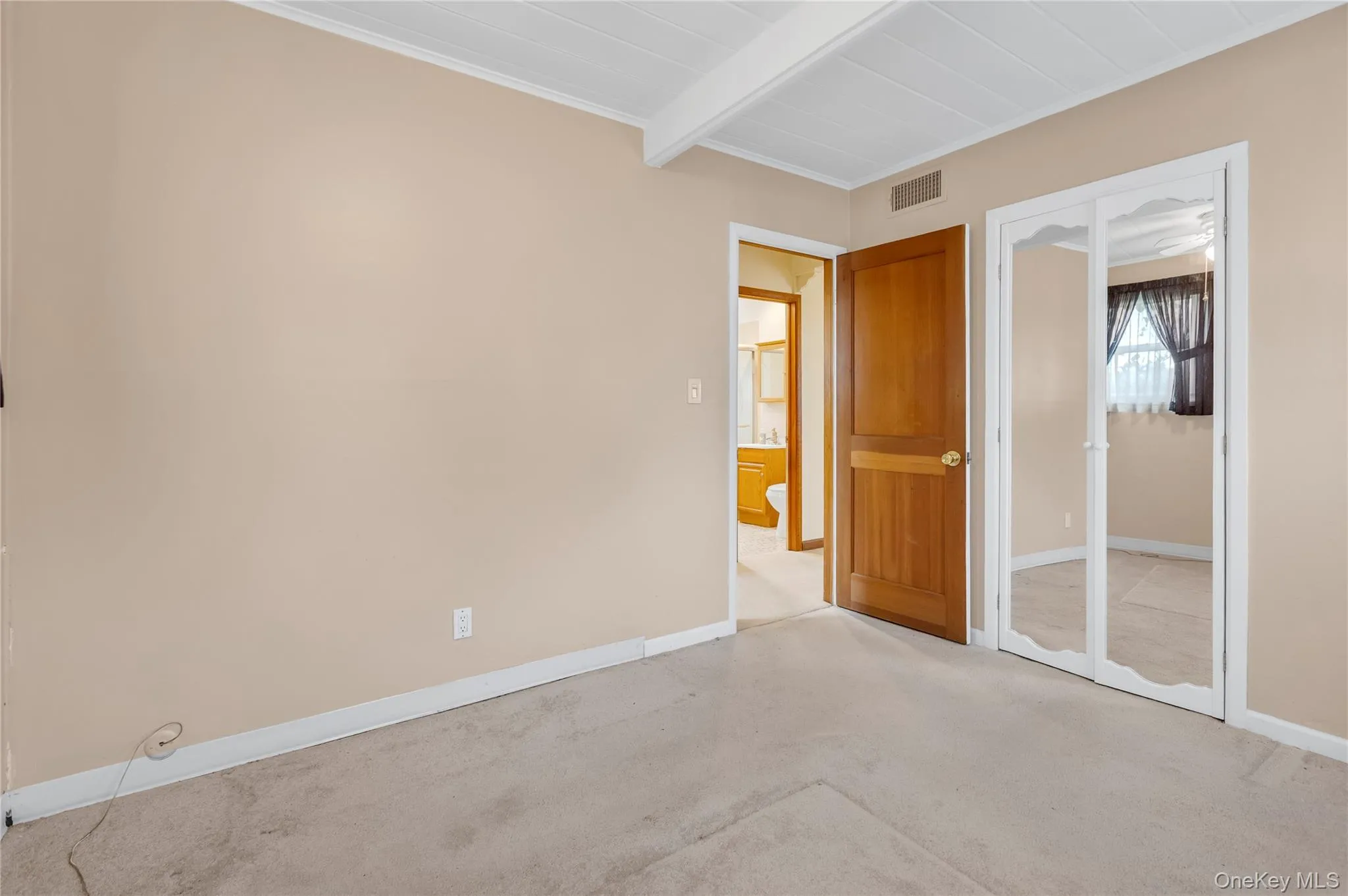 1580 Gardiner Drive, Islip, NY, 2 Bedrooms Bedrooms, 4 Rooms Rooms,1 BathroomBathrooms,Residential,For Rent,Gardiner,0,1019062 1580 Gardiner Drive, Islip, NY, 2 Bedrooms Bedrooms, 4 Rooms Rooms,1 BathroomBathrooms,Residential,For Rent,Gardiner,0,1019062