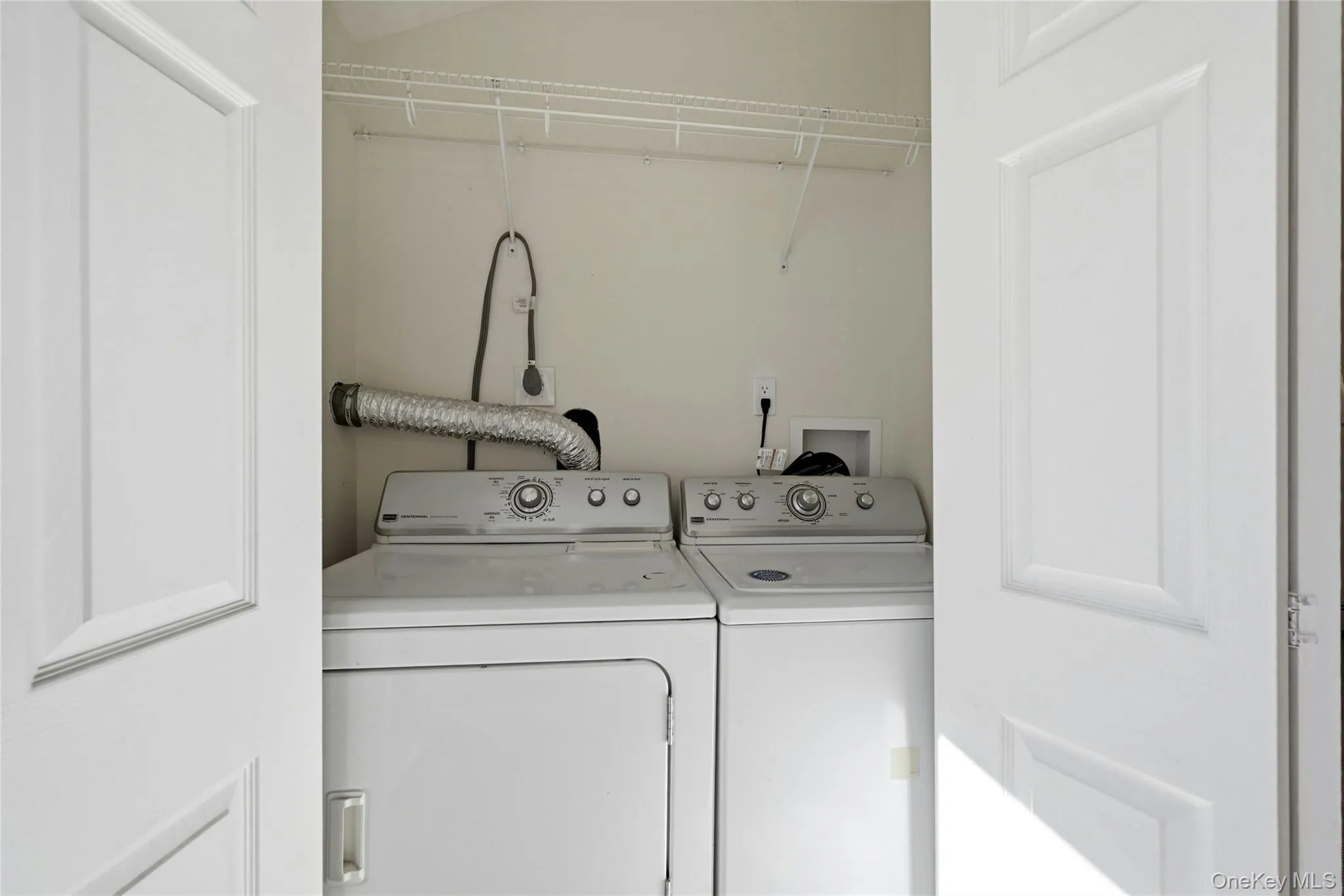 76 Lyman Road, Brookhaven, NY, 3 Bedrooms Bedrooms, 6 Rooms Rooms,1 BathroomBathrooms,Residential,For Rent,Lyman,0,KEY1019066 76 Lyman Road, Brookhaven, NY, 3 Bedrooms Bedrooms, 6 Rooms Rooms,1 BathroomBathrooms,Residential,For Rent,Lyman,0,KEY1019066