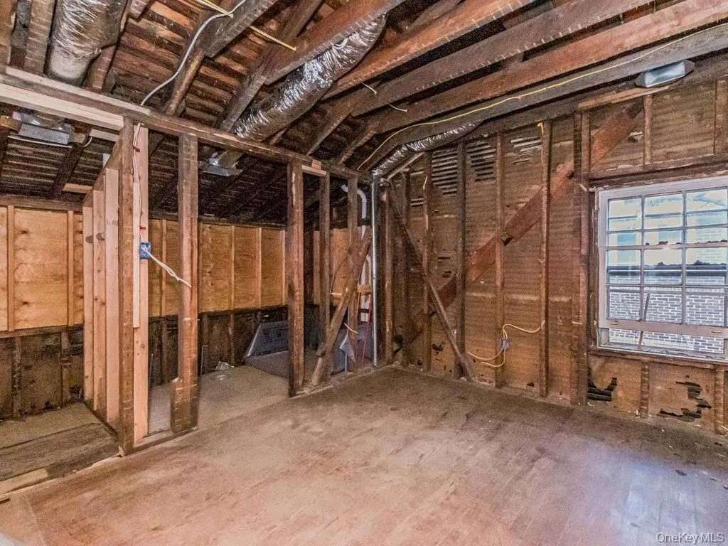 484 5th Street, Mount Vernon, NY, 4 Bedrooms Bedrooms, 8 Rooms Rooms,1 BathroomBathrooms,Residential,For Rent,5th,0,KEY1019067 484 5th Street, Mount Vernon, NY, 4 Bedrooms Bedrooms, 8 Rooms Rooms,1 BathroomBathrooms,Residential,For Rent,5th,0,KEY1019067