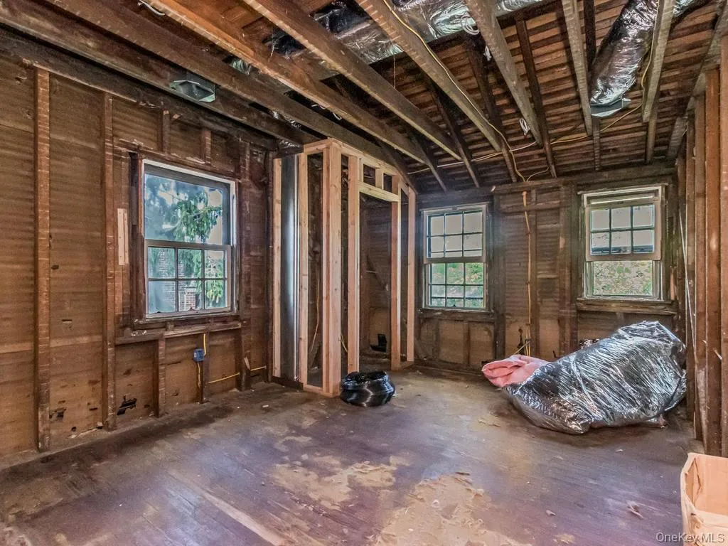 484 5th Street, Mount Vernon, NY, 4 Bedrooms Bedrooms, 8 Rooms Rooms,1 BathroomBathrooms,Residential,For Rent,5th,0,KEY1019067 484 5th Street, Mount Vernon, NY, 4 Bedrooms Bedrooms, 8 Rooms Rooms,1 BathroomBathrooms,Residential,For Rent,5th,0,KEY1019067
