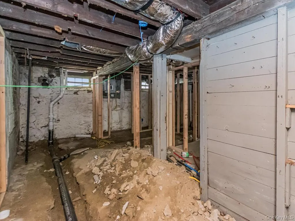 484 5th Street, Mount Vernon, NY, 4 Bedrooms Bedrooms, 8 Rooms Rooms,1 BathroomBathrooms,Residential,For Rent,5th,0,KEY1019067 484 5th Street, Mount Vernon, NY, 4 Bedrooms Bedrooms, 8 Rooms Rooms,1 BathroomBathrooms,Residential,For Rent,5th,0,KEY1019067