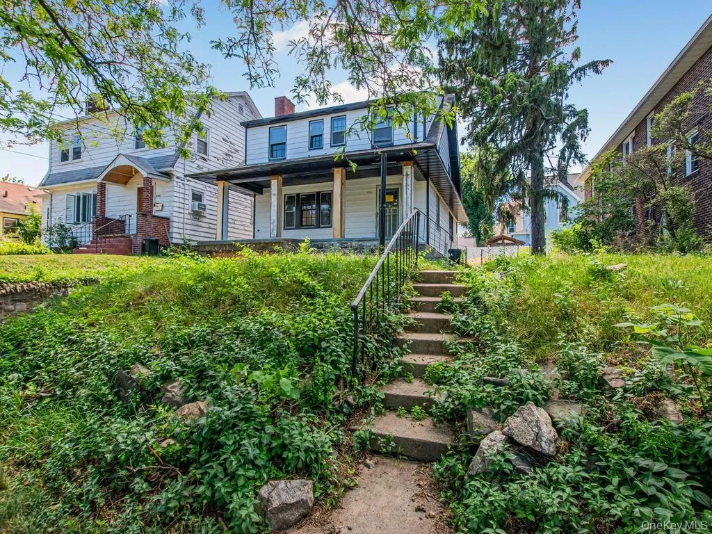 484 5th Street, Mount Vernon, NY, 4 Bedrooms Bedrooms, 8 Rooms Rooms,1 BathroomBathrooms,Residential,For Rent,5th,0,KEY1019067 484 5th Street, Mount Vernon, NY, 4 Bedrooms Bedrooms, 8 Rooms Rooms,1 BathroomBathrooms,Residential,For Rent,5th,0,KEY1019067