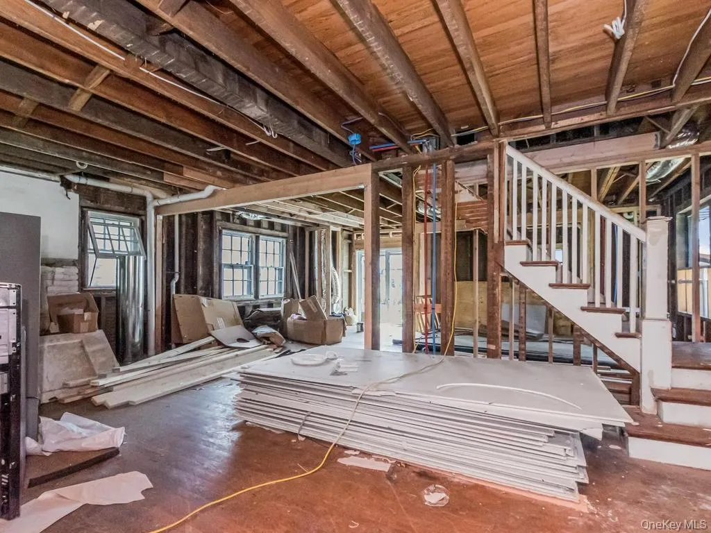 484 5th Street, Mount Vernon, NY, 4 Bedrooms Bedrooms, 8 Rooms Rooms,1 BathroomBathrooms,Residential,For Rent,5th,0,KEY1019067 484 5th Street, Mount Vernon, NY, 4 Bedrooms Bedrooms, 8 Rooms Rooms,1 BathroomBathrooms,Residential,For Rent,5th,0,KEY1019067