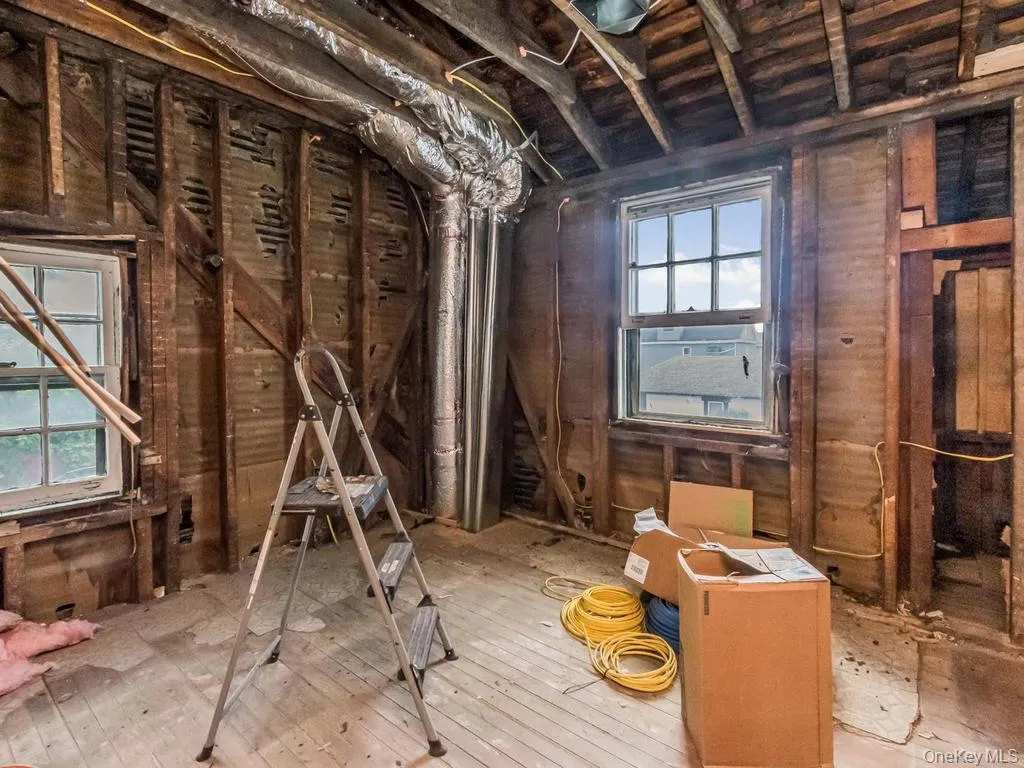 484 5th Street, Mount Vernon, NY, 4 Bedrooms Bedrooms, 8 Rooms Rooms,1 BathroomBathrooms,Residential,For Rent,5th,0,KEY1019067 484 5th Street, Mount Vernon, NY, 4 Bedrooms Bedrooms, 8 Rooms Rooms,1 BathroomBathrooms,Residential,For Rent,5th,0,KEY1019067