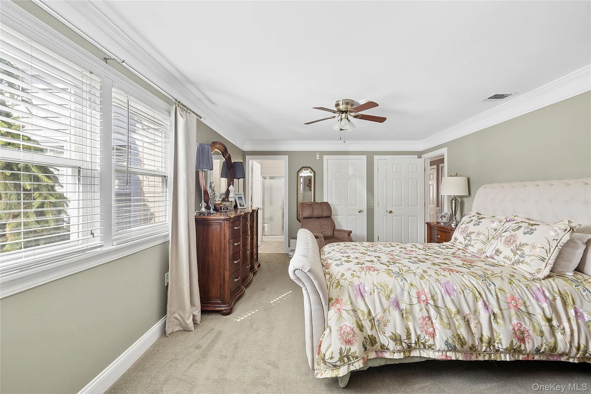 4 Flair Way, Brookhaven, NY, 2 Bedrooms Bedrooms, 8 Rooms Rooms,2 BathroomsBathrooms,Residential,For Rent,Flair,0,KEY1019071 4 Flair Way, Brookhaven, NY, 2 Bedrooms Bedrooms, 8 Rooms Rooms,2 BathroomsBathrooms,Residential,For Rent,Flair,0,KEY1019071
