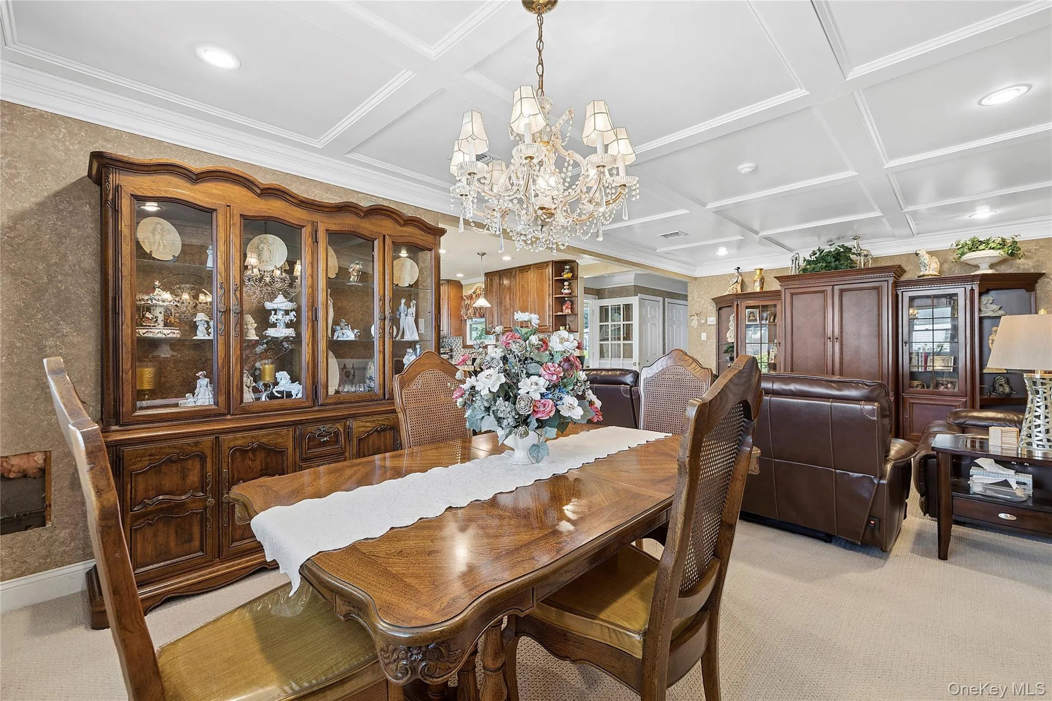 4 Flair Way, Brookhaven, NY, 2 Bedrooms Bedrooms, 8 Rooms Rooms,2 BathroomsBathrooms,Residential,For Rent,Flair,0,KEY1019071 4 Flair Way, Brookhaven, NY, 2 Bedrooms Bedrooms, 8 Rooms Rooms,2 BathroomsBathrooms,Residential,For Rent,Flair,0,KEY1019071