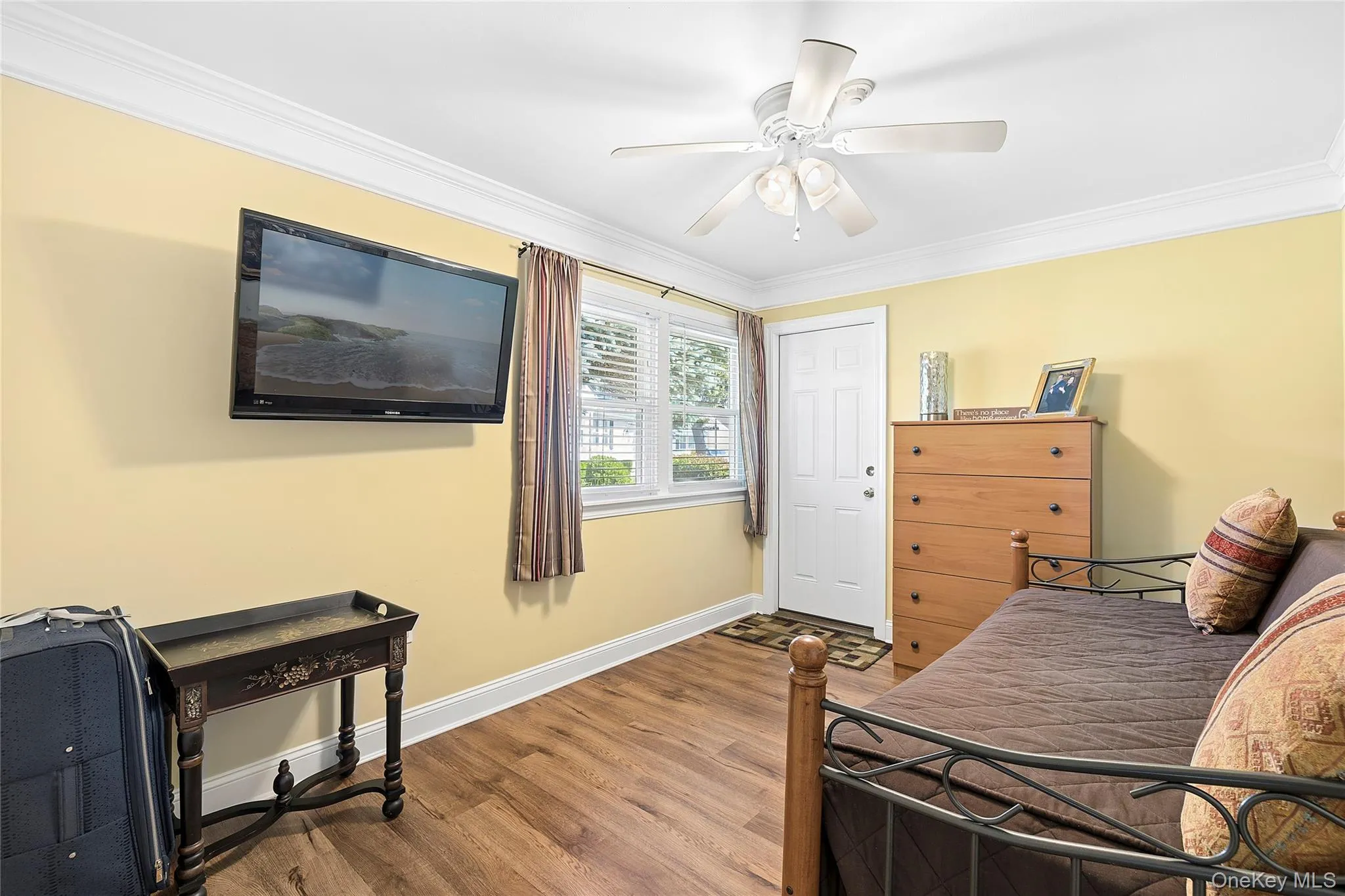 4 Flair Way, Brookhaven, NY, 2 Bedrooms Bedrooms, 8 Rooms Rooms,2 BathroomsBathrooms,Residential,For Rent,Flair,0,KEY1019071 4 Flair Way, Brookhaven, NY, 2 Bedrooms Bedrooms, 8 Rooms Rooms,2 BathroomsBathrooms,Residential,For Rent,Flair,0,KEY1019071