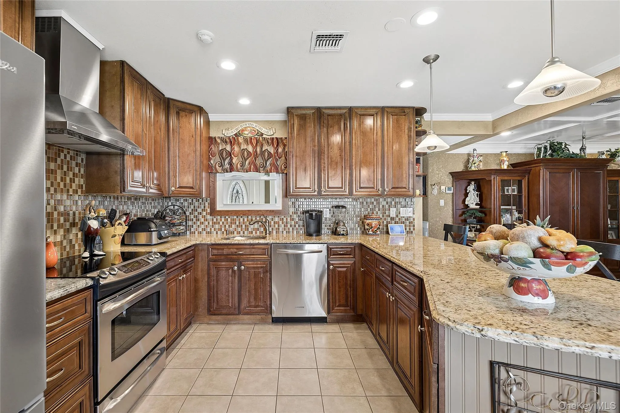 4 Flair Way, Brookhaven, NY, 2 Bedrooms Bedrooms, 8 Rooms Rooms,2 BathroomsBathrooms,Residential,For Rent,Flair,0,KEY1019071 4 Flair Way, Brookhaven, NY, 2 Bedrooms Bedrooms, 8 Rooms Rooms,2 BathroomsBathrooms,Residential,For Rent,Flair,0,KEY1019071