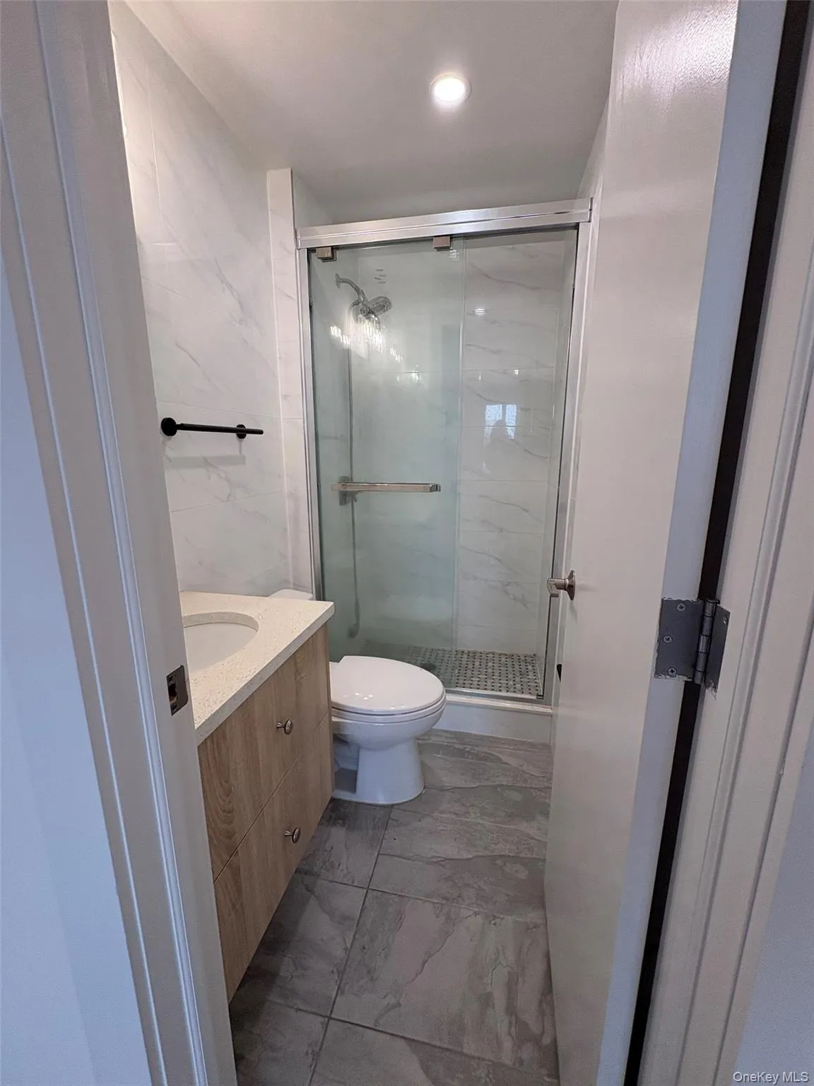 131-19 Fowler Avenue, New York, NY, 2 Bedrooms Bedrooms, 4 Rooms Rooms,2 BathroomsBathrooms,Residential,For Rent,Fowler,0,KEY1019089 131-19 Fowler Avenue, New York, NY, 2 Bedrooms Bedrooms, 4 Rooms Rooms,2 BathroomsBathrooms,Residential,For Rent,Fowler,0,KEY1019089