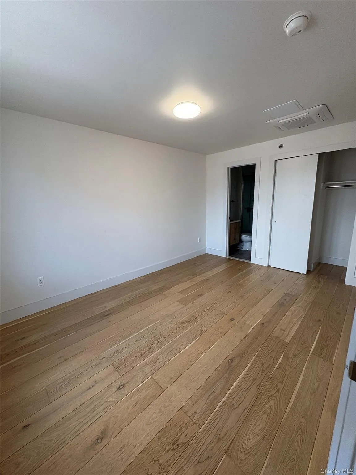 131-19 Fowler Avenue, New York, NY, 2 Bedrooms Bedrooms, 4 Rooms Rooms,2 BathroomsBathrooms,Residential,For Rent,Fowler,0,KEY1019089 131-19 Fowler Avenue, New York, NY, 2 Bedrooms Bedrooms, 4 Rooms Rooms,2 BathroomsBathrooms,Residential,For Rent,Fowler,0,KEY1019089