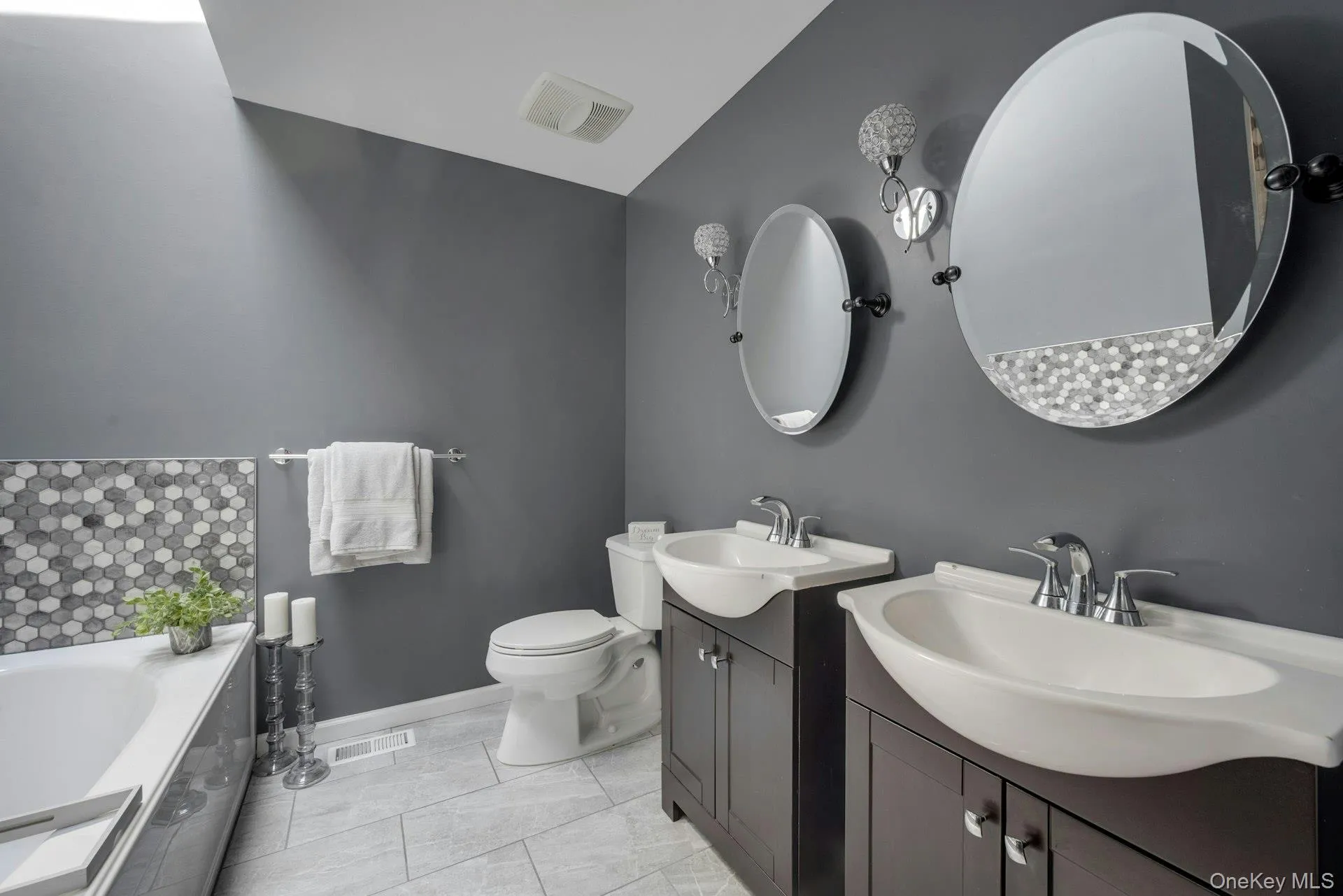 66 Waterside Close, Eastchester, NY, 2 Bedrooms Bedrooms, 5 Rooms Rooms,2 BathroomsBathrooms,Residential,For Rent,Waterside Close,0,1019096 66 Waterside Close, Eastchester, NY, 2 Bedrooms Bedrooms, 5 Rooms Rooms,2 BathroomsBathrooms,Residential,For Rent,Waterside Close,0,1019096